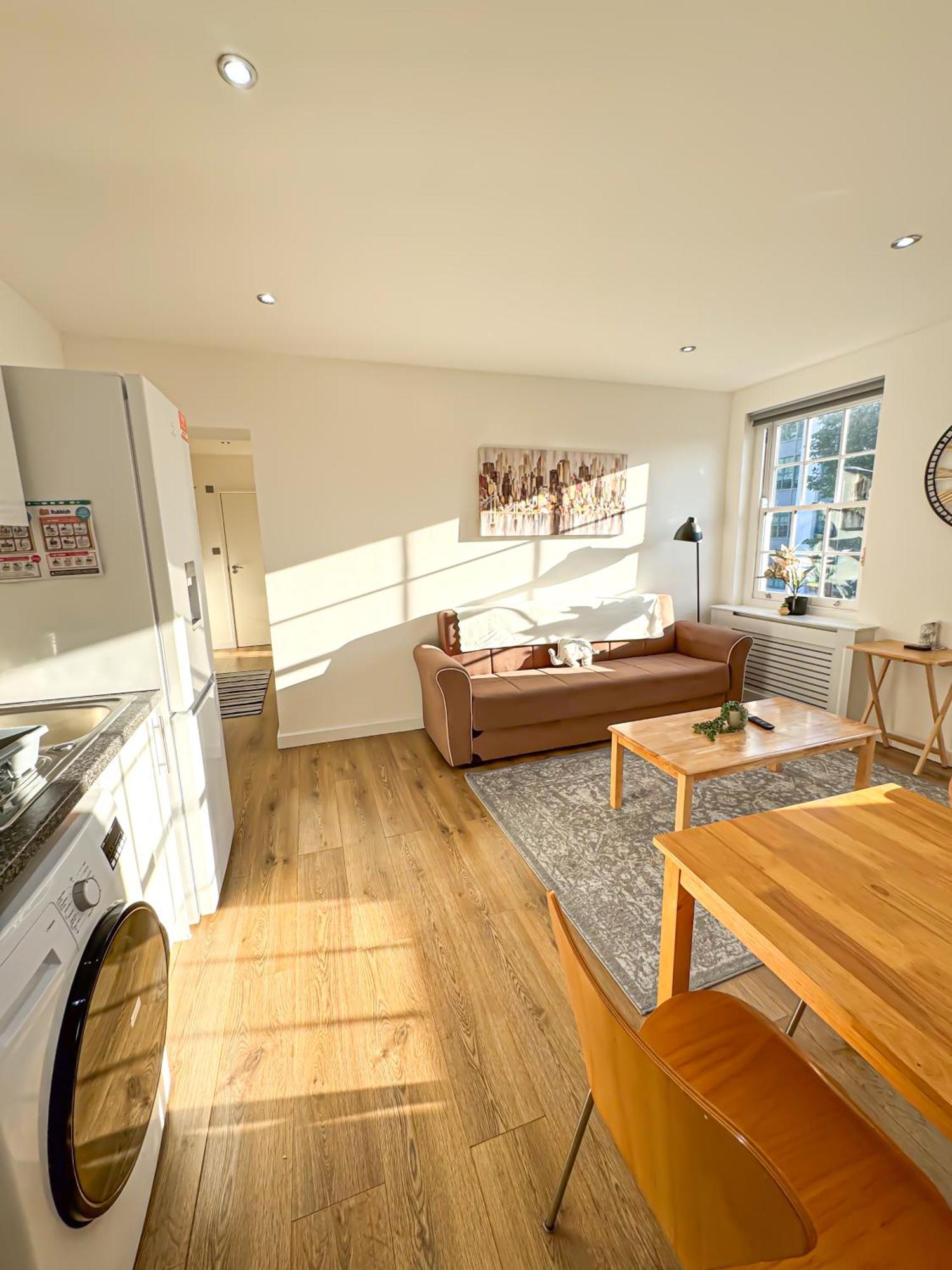 Luxury Flat For 6 - 5 Min Walk From Camden Market Hw4 Leilighet *