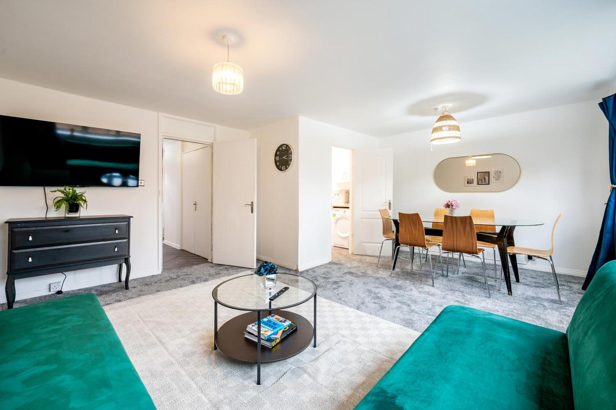 2-bed Flat Near Earls Court Appartamento *