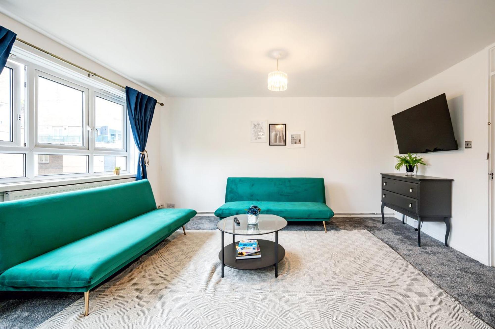 2-bed Flat Near Earls Court