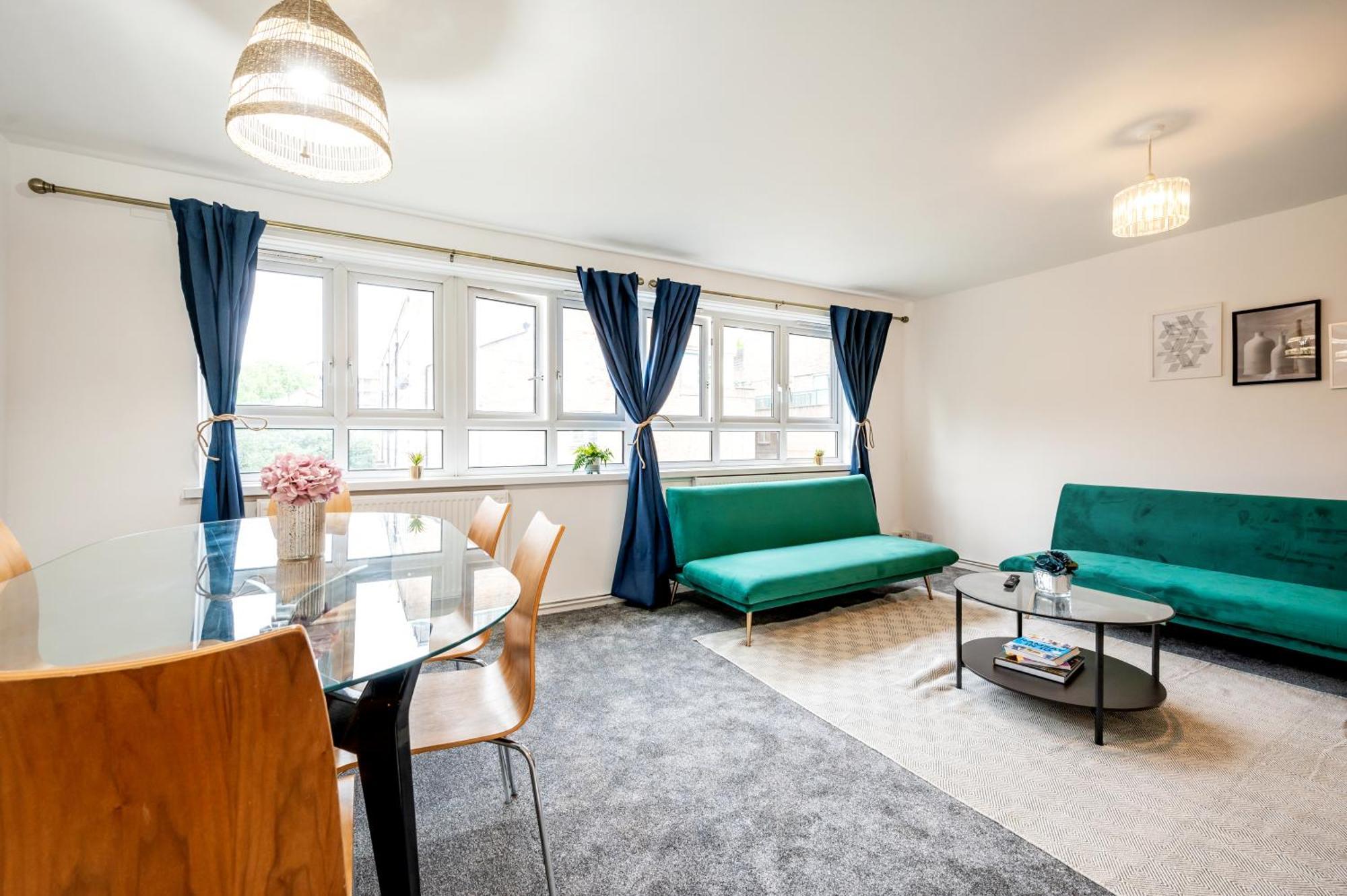 2-bed Flat Near Earls Court