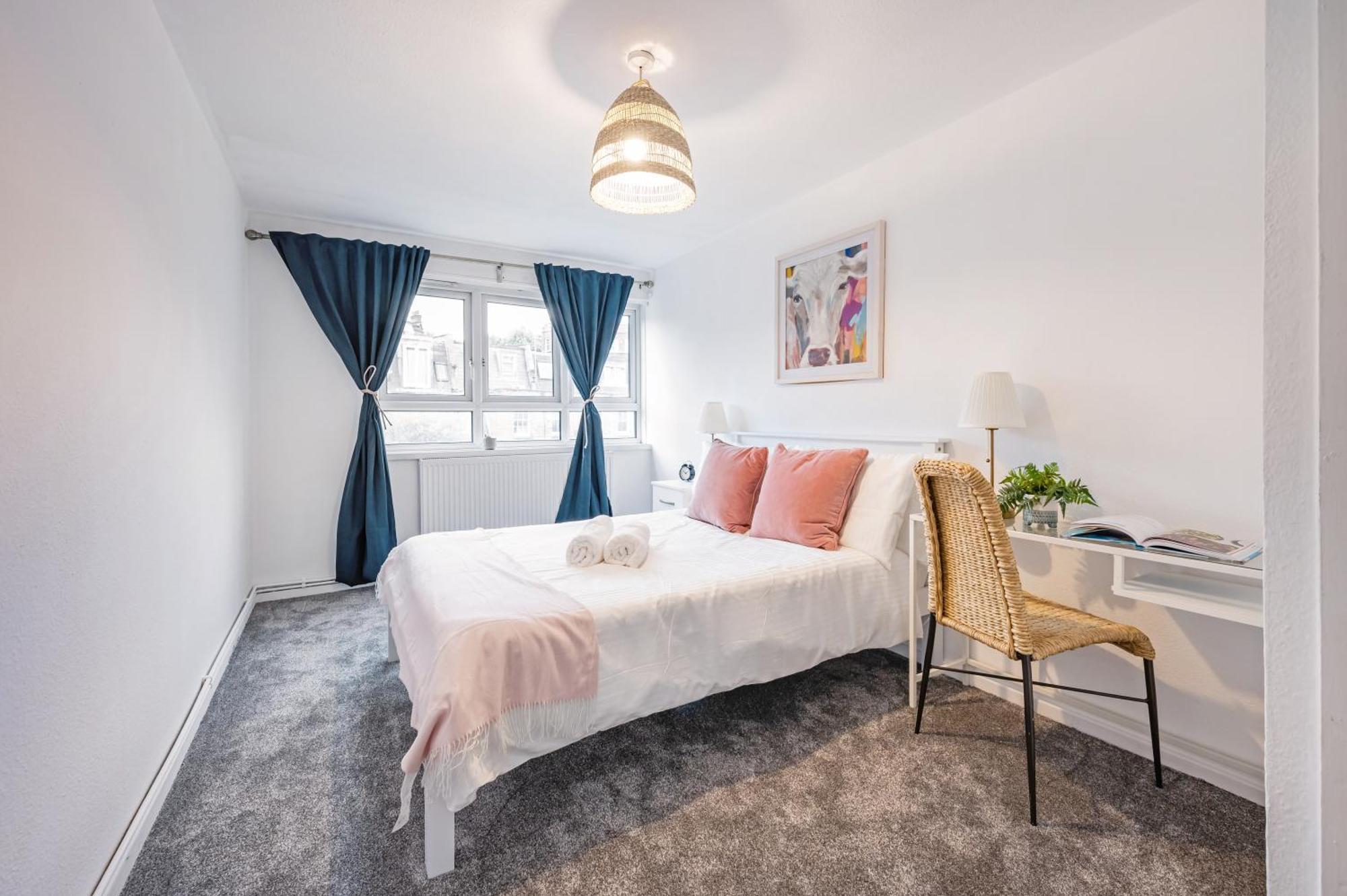 2-bed Flat Near Earls Court Appartamento *