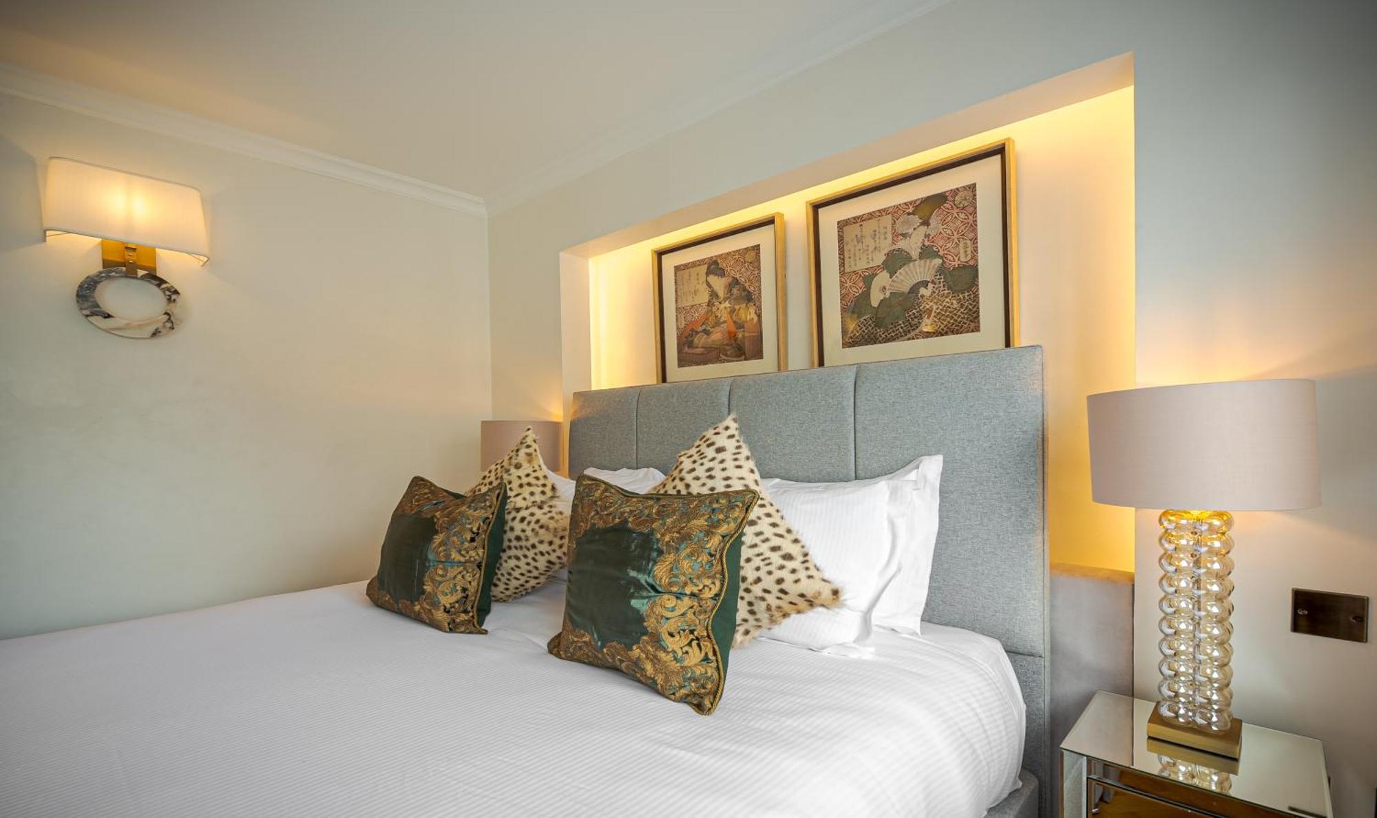 Charming 2 Bed Flat In Knightsbridge Balcony View Of Harrods Appartamento Londra