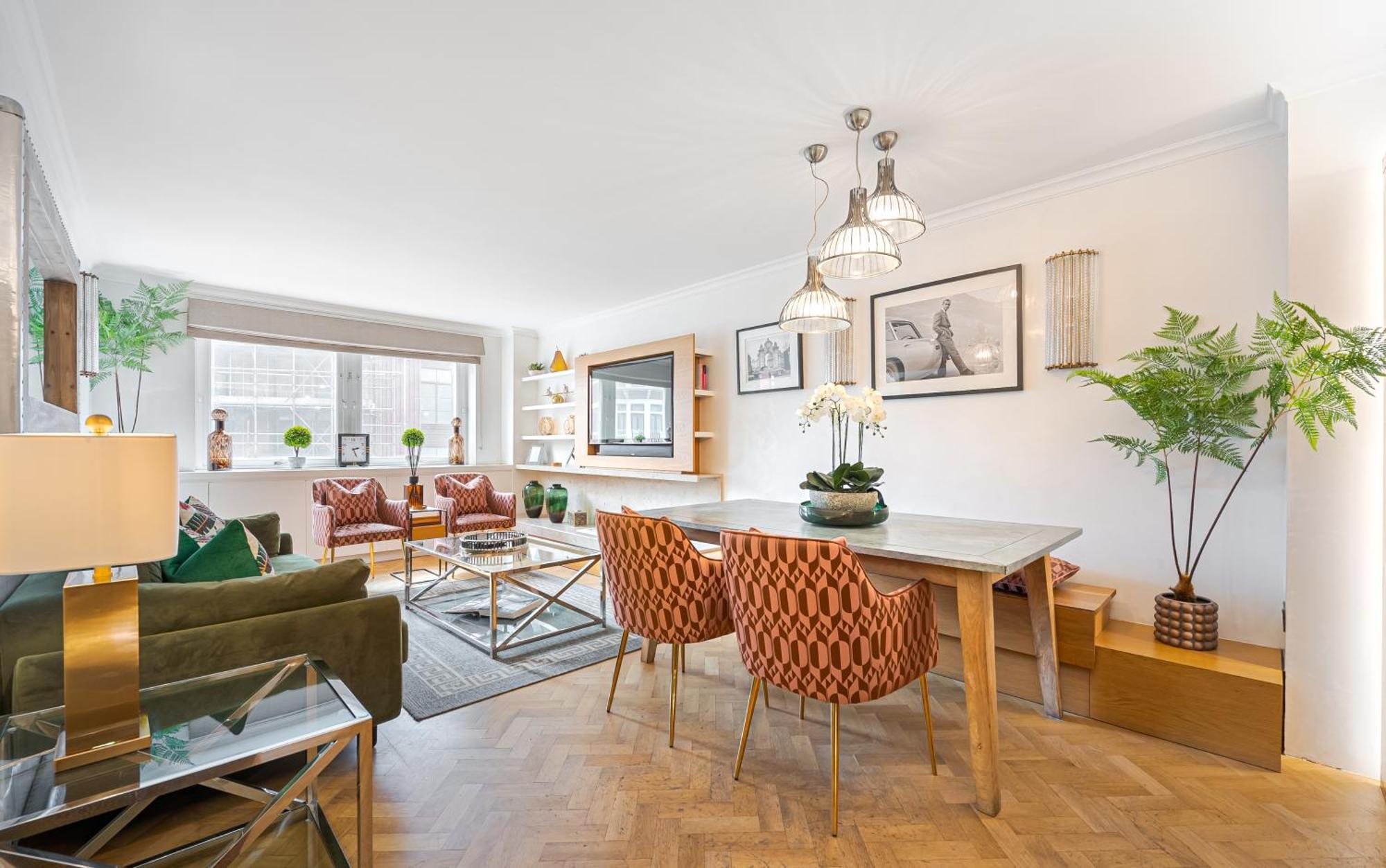 Charming 2 Bed Flat In Knightsbridge Balcony View Of Harrods Appartamento Londra