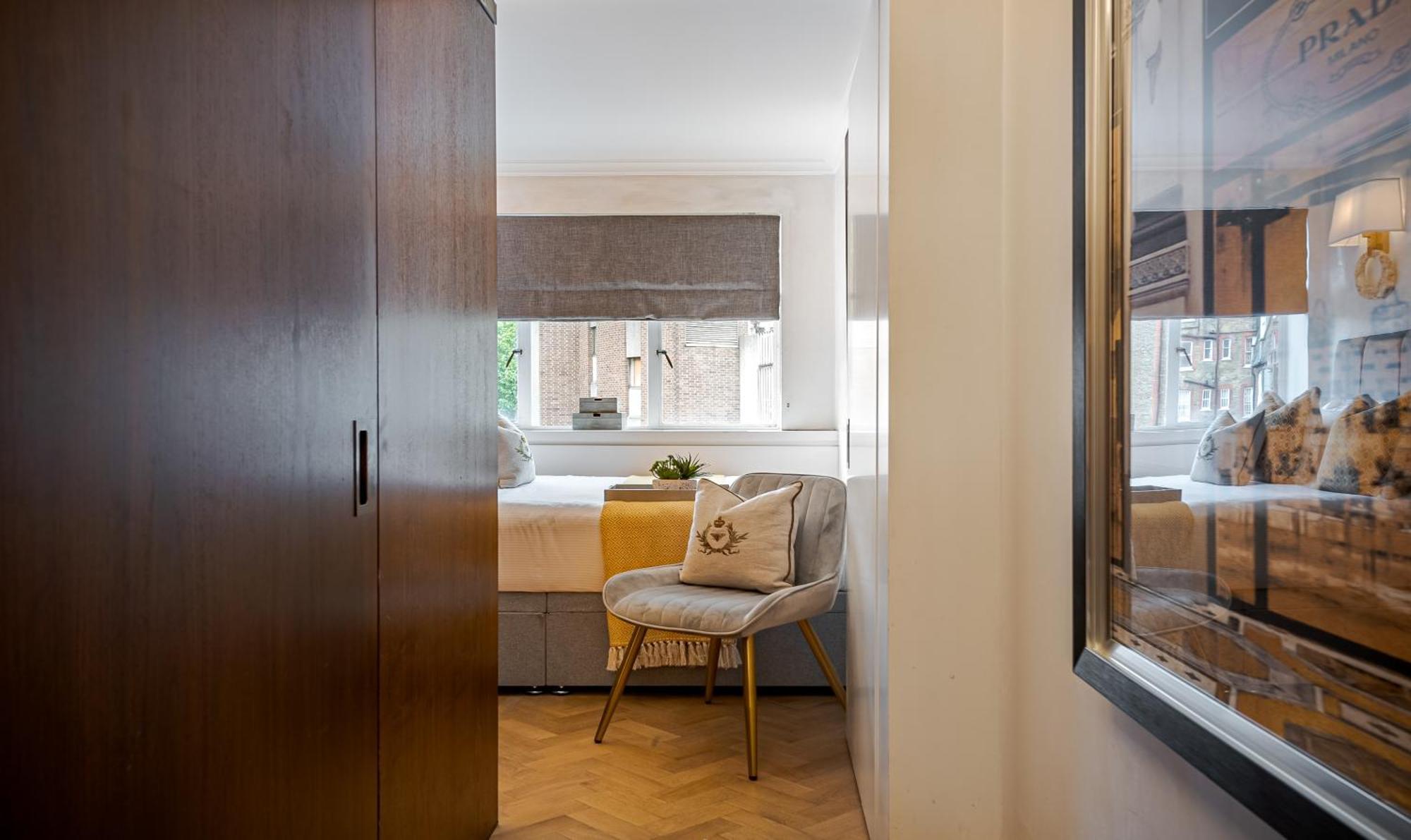 Appartamento Charming 2 Bed Flat In Knightsbridge Balcony View Of Harrods Londra