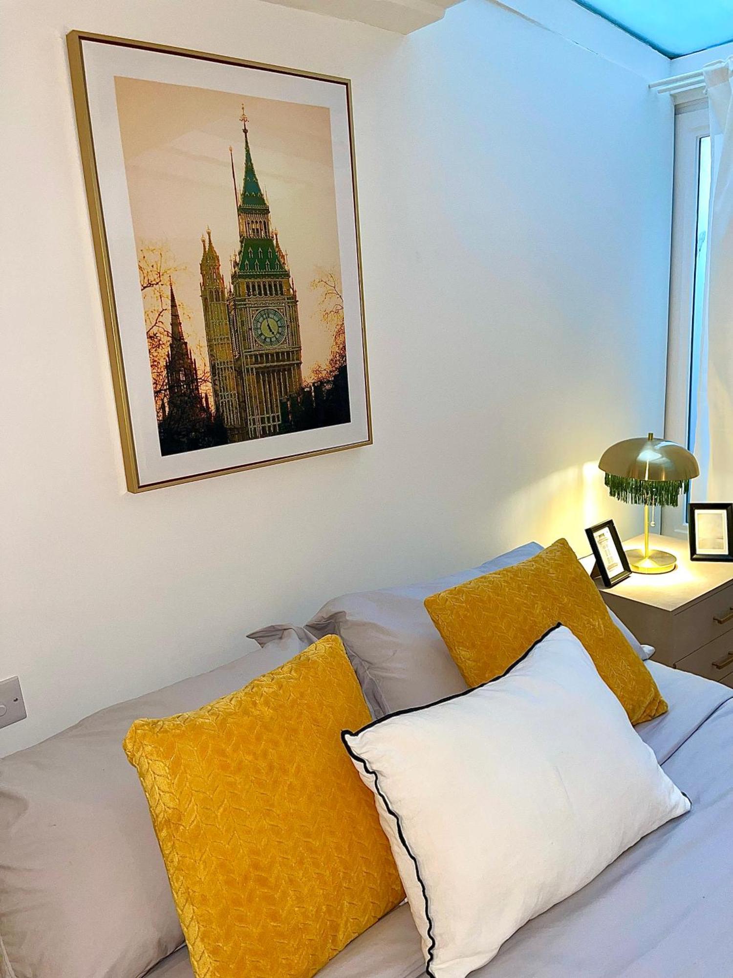 Modern 2 Beds Flat In Chelsea Londen
