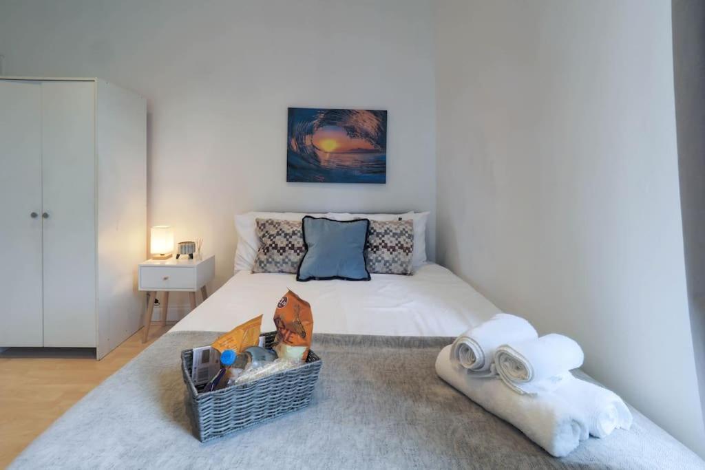 S4 Studio In The Heart Of Kilburn Zone2 Apartment London