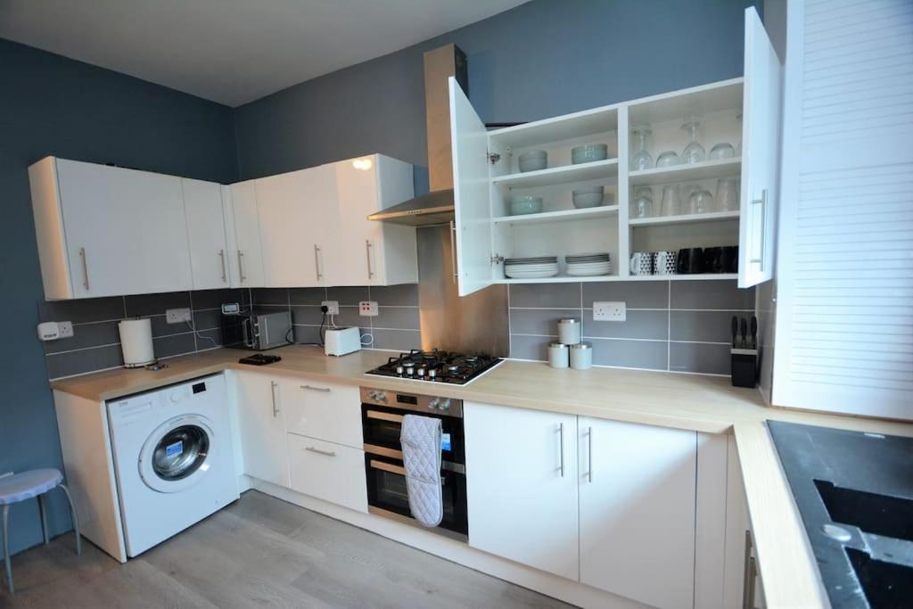 Lovely 4bedroom Leilighet