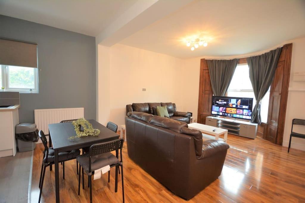 Leilighet Lovely 4bedroom