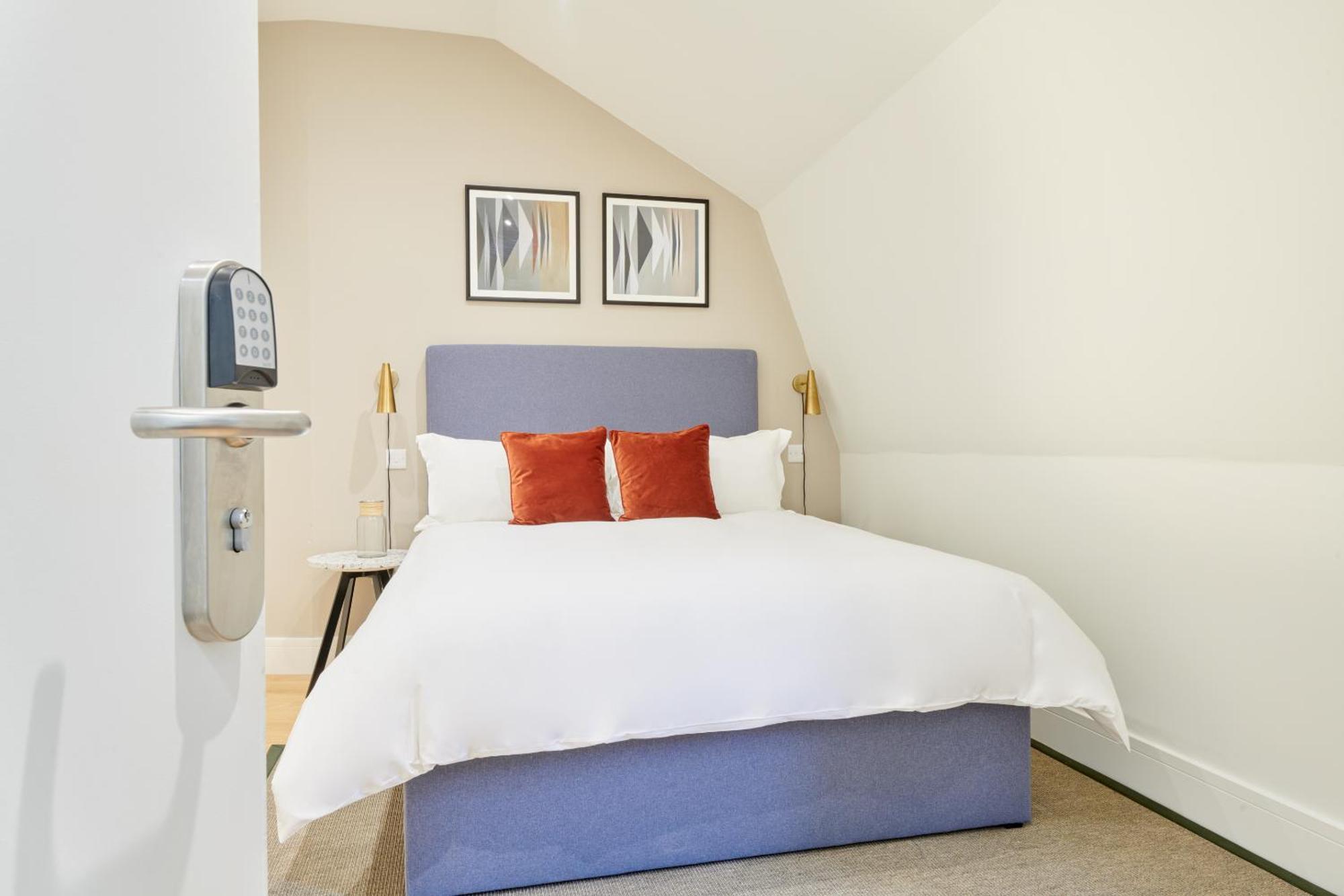 Sonder The Prince, Vauxhall London