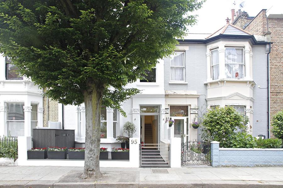 Lets - I4 Apartment London