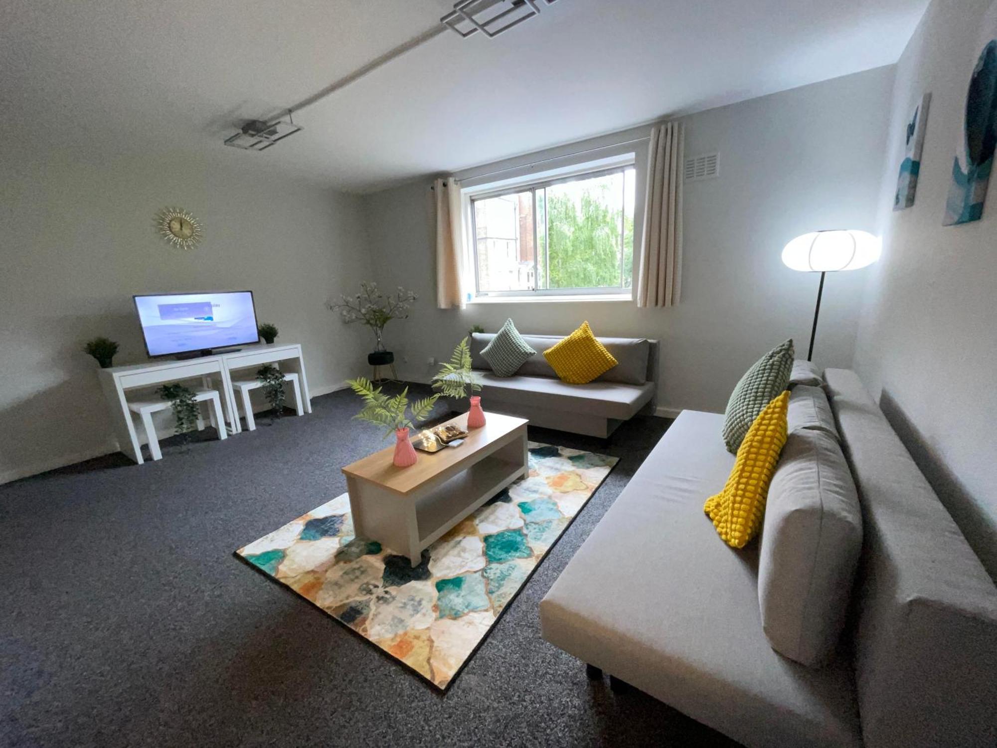 Cosy Private Two Bedroom Apartament In Kensinghton Can Fit Up To 8 Guests Apartment *