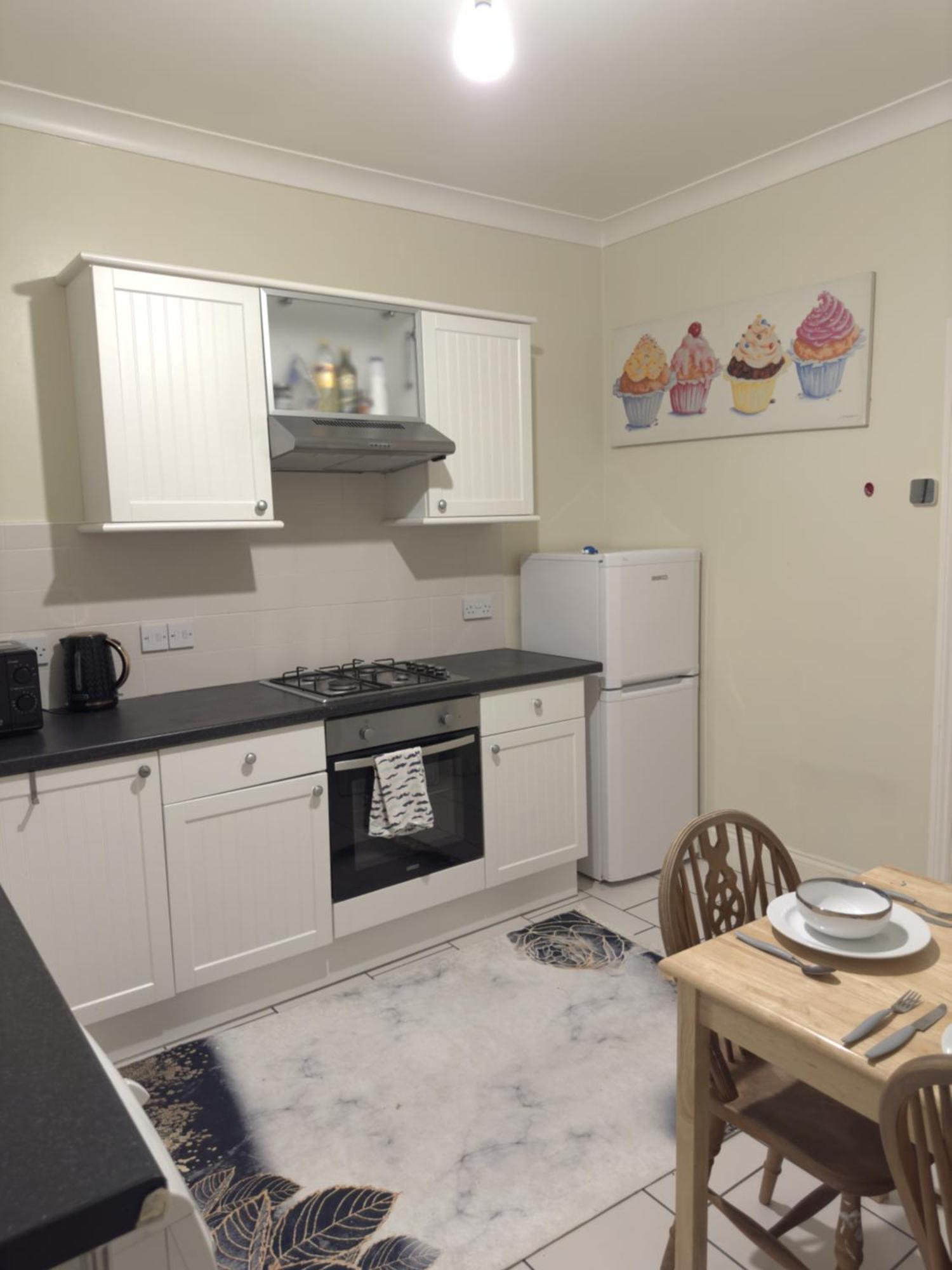 Budget 2 Bedroom Close To Hyde Park London