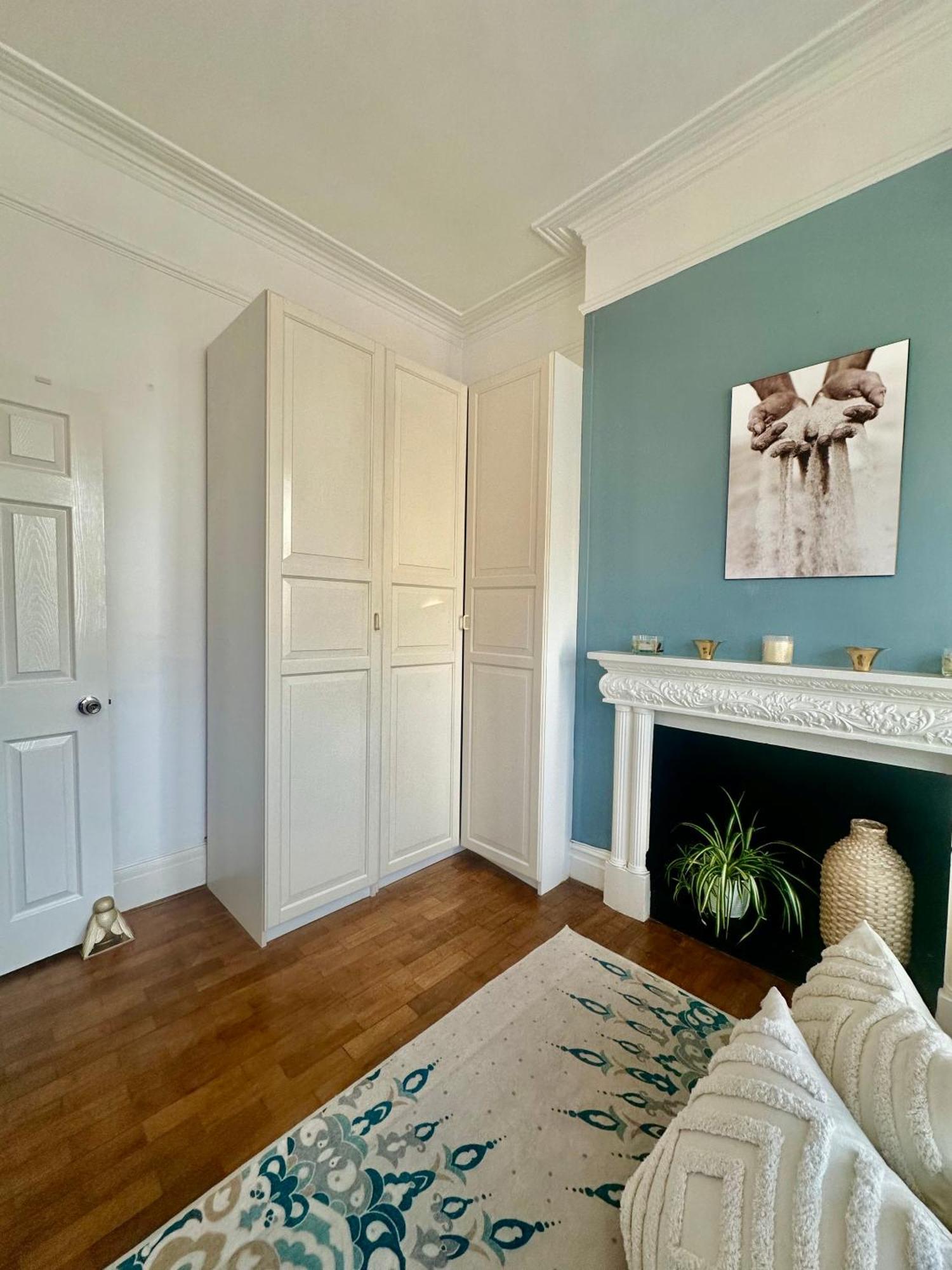 Lovely 2-3 Bedroom Flat In Lejlighed *