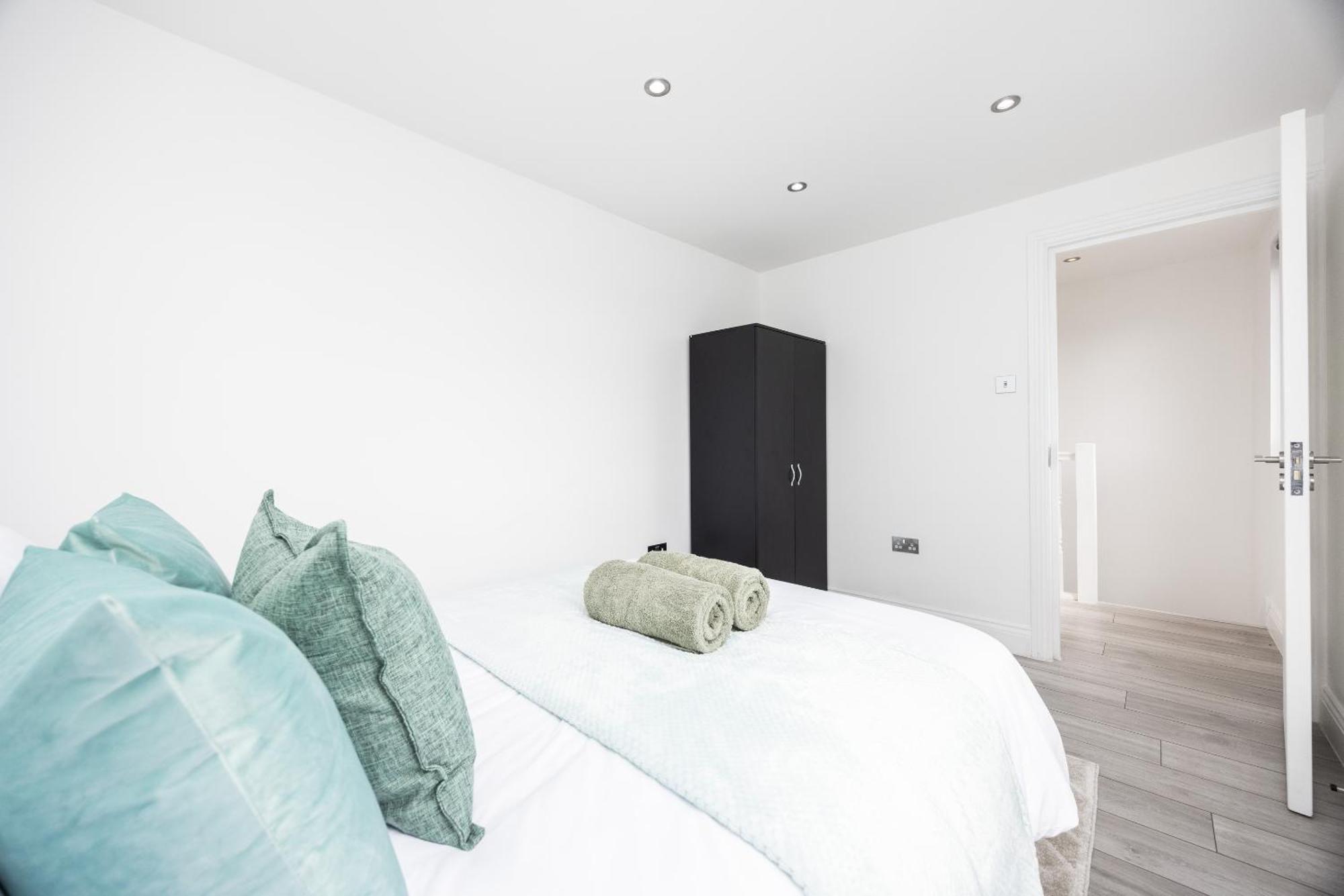 Beautiful 3-bed In Shepherd's Bush