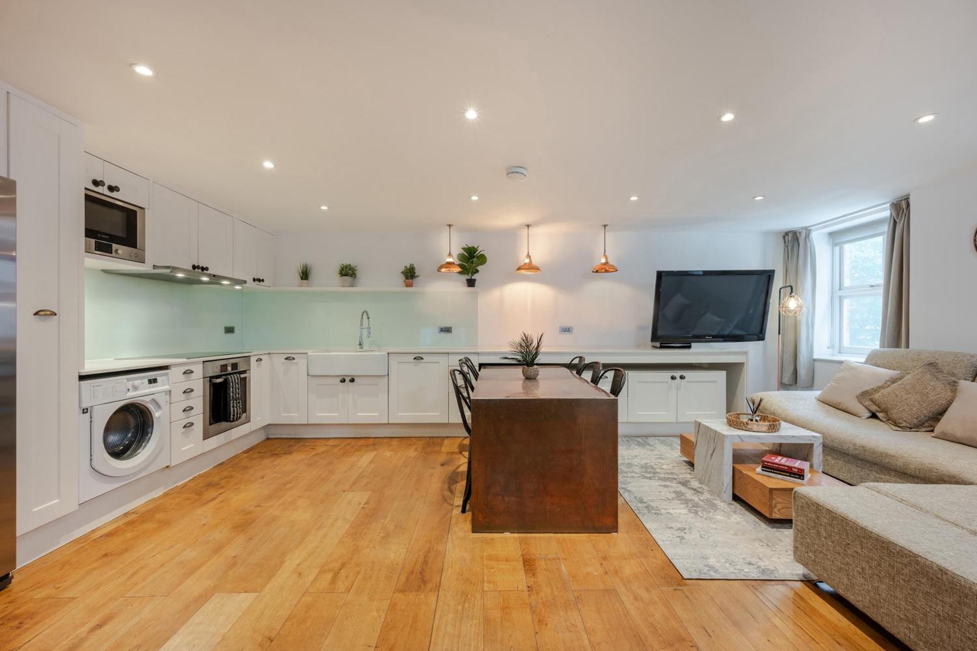 Appartamento Stunning Duplex In