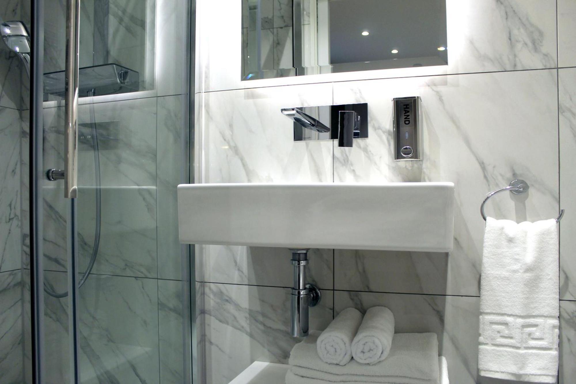 Nox Waterloo Aparthotel 4*