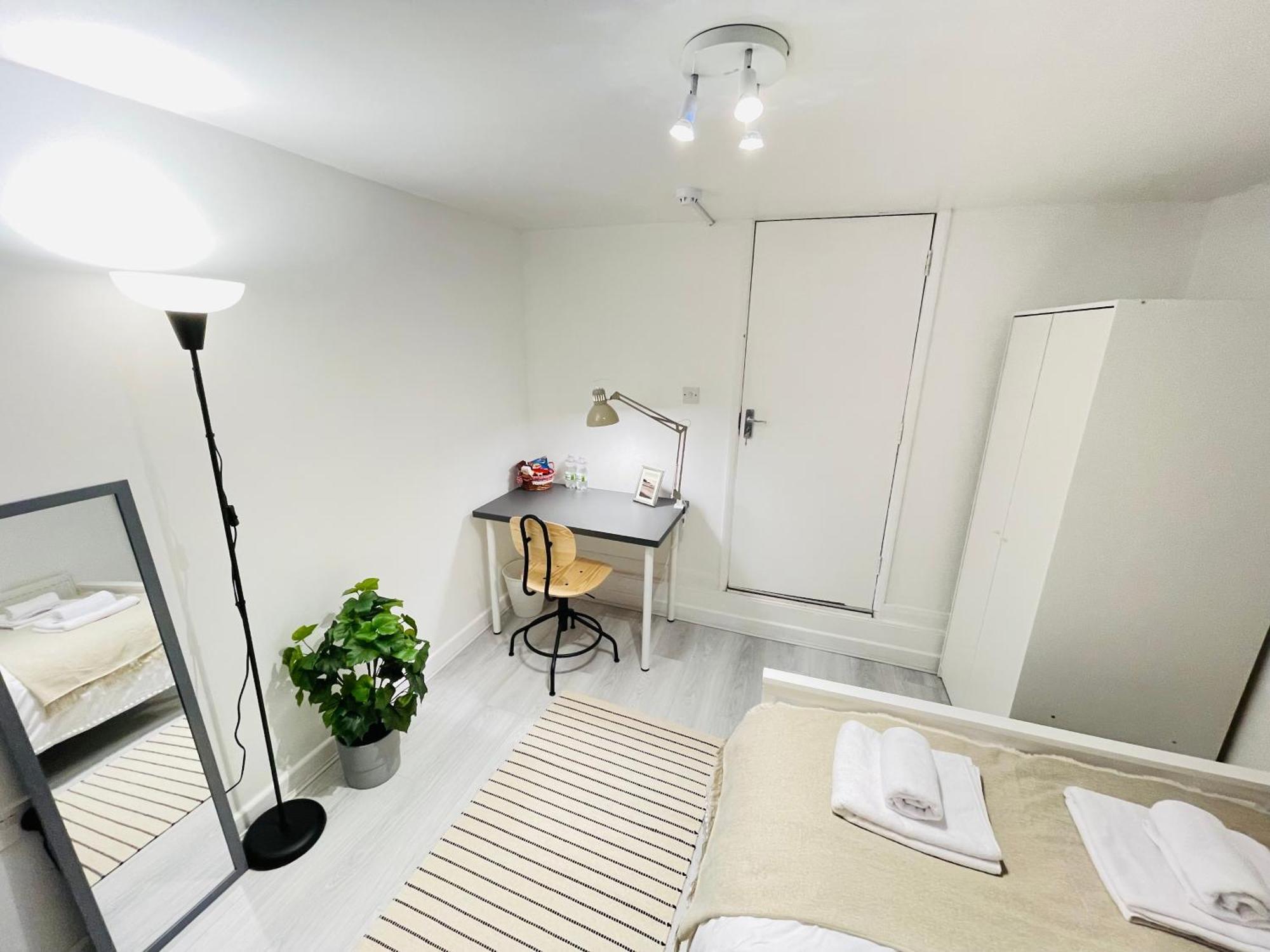 Leytonstone House - Sleepylodge Gjestgiverier *