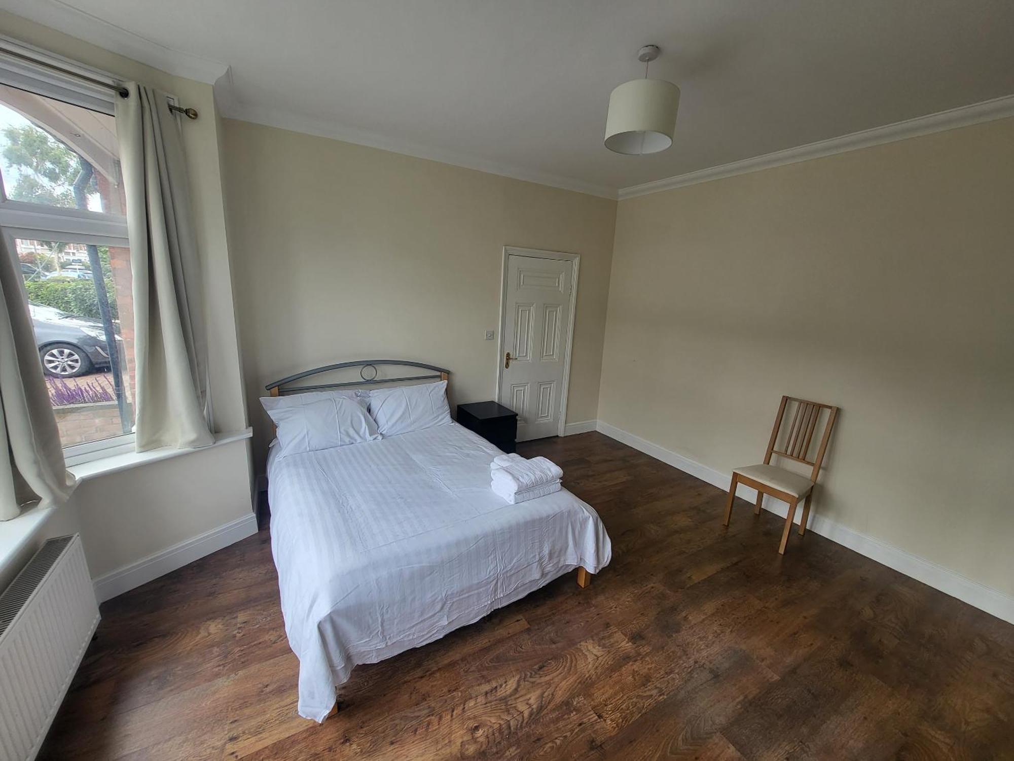 Spacious Central 5 Bedroom House By Tube Station * Londra