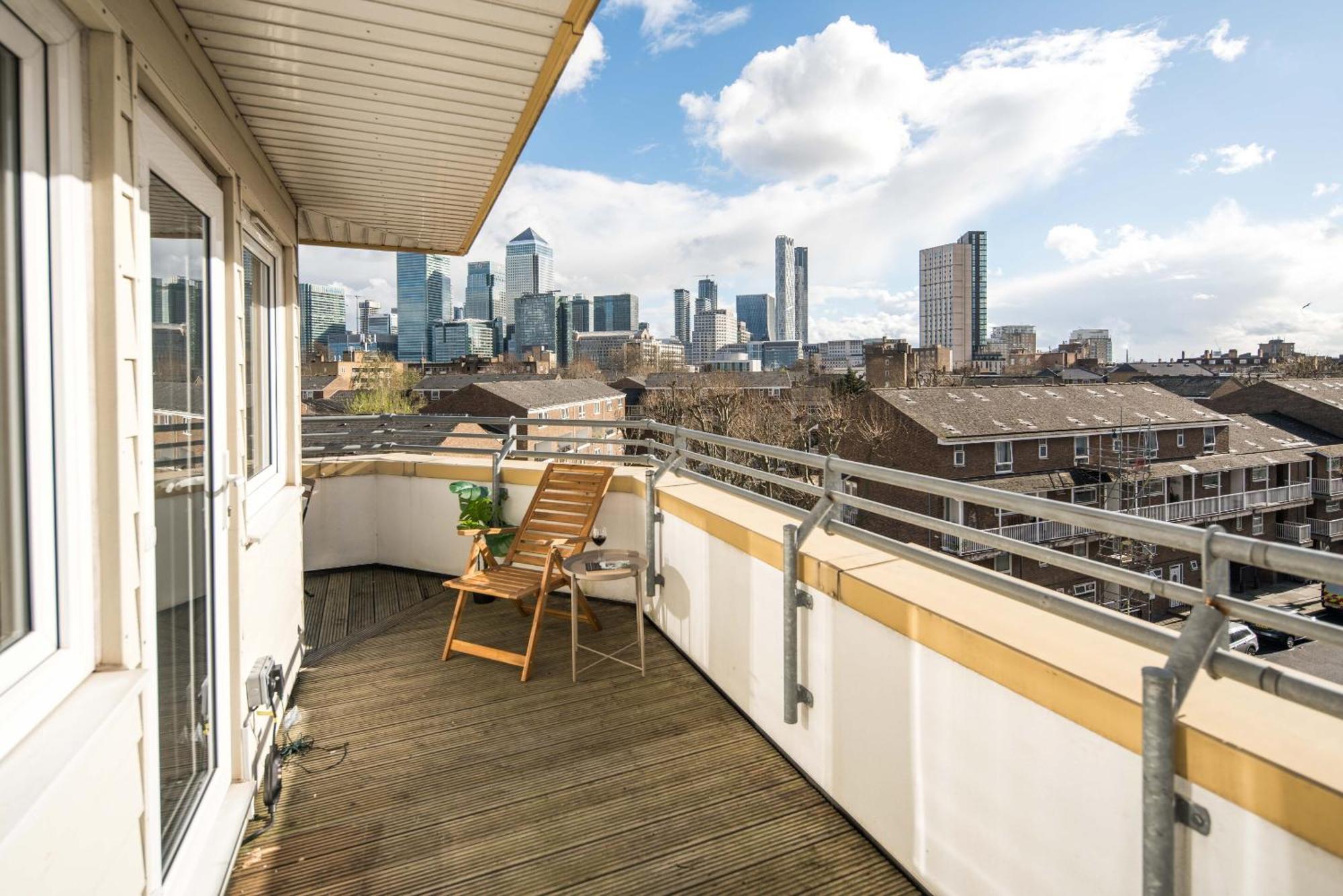 Canarywharf By Sleepy Londen