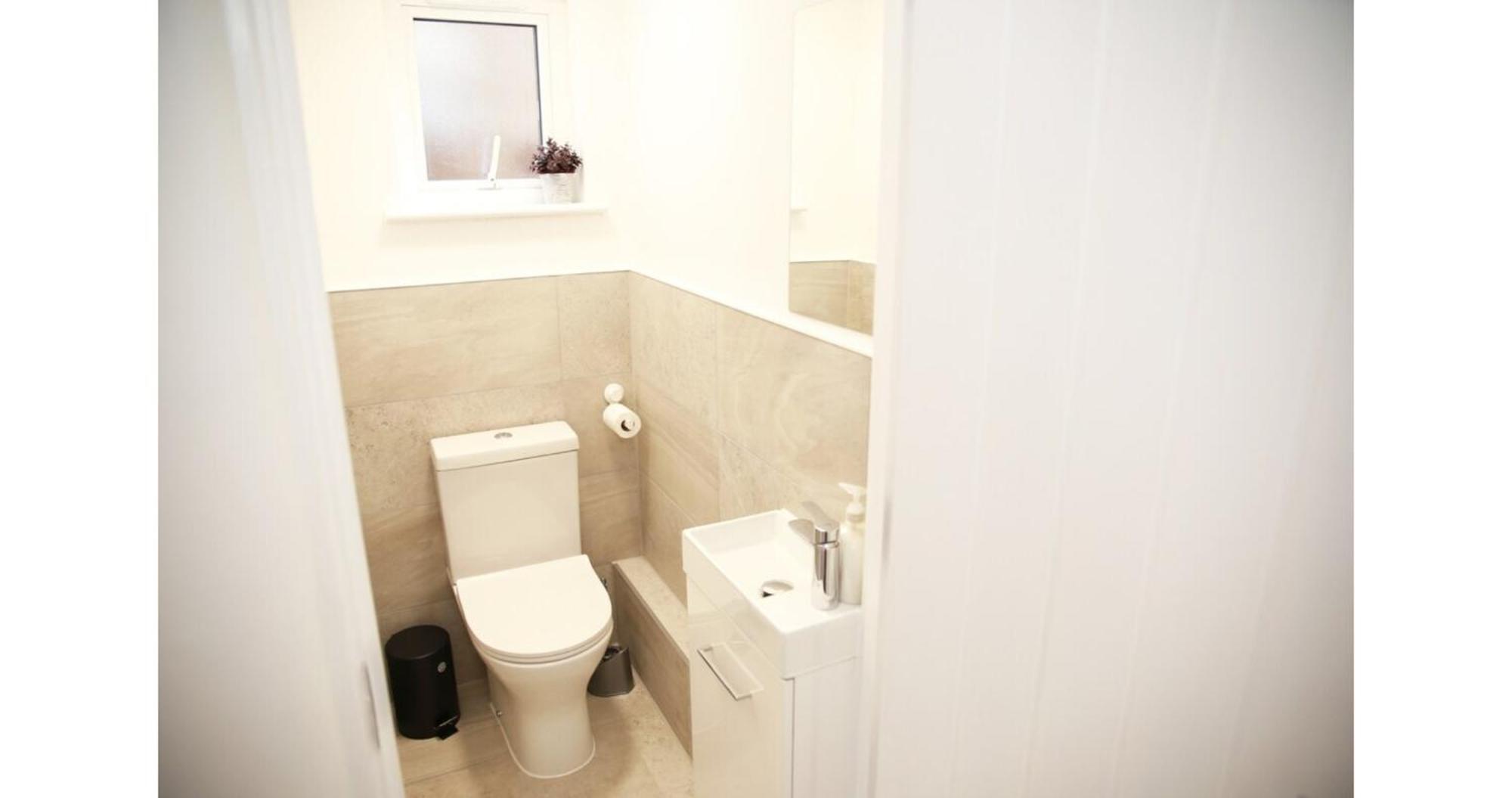 Cricklewood Deluxe Ensuite *