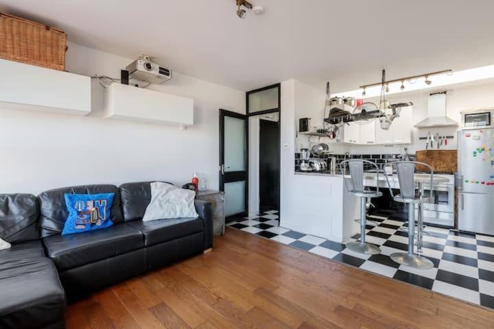 Guestready - Stylish Skyline Views, Londra