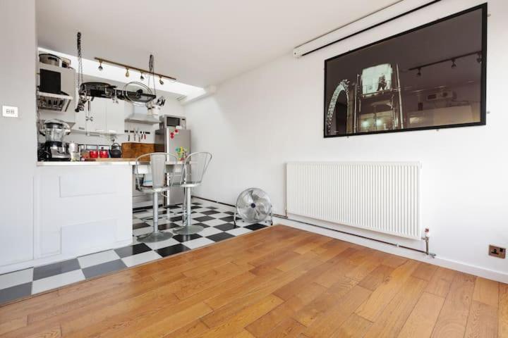 Guestready - Stylish Skyline Views, * Londra