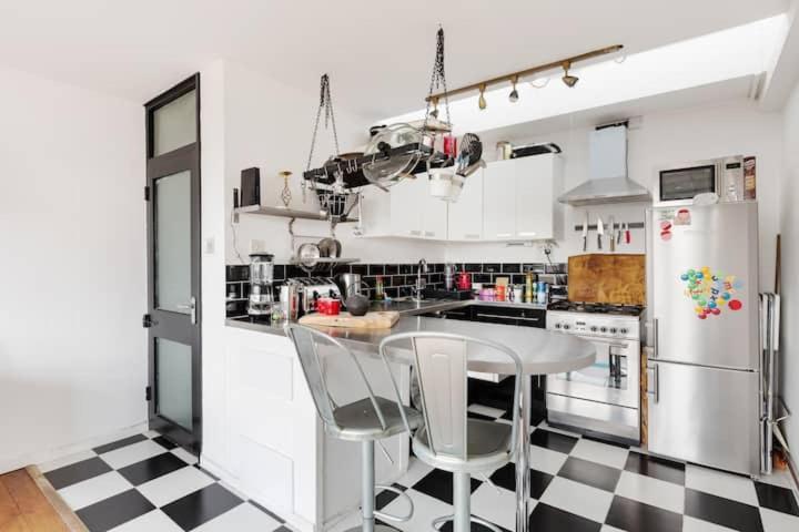 Guestready - Stylish Skyline Views, Appartamento *