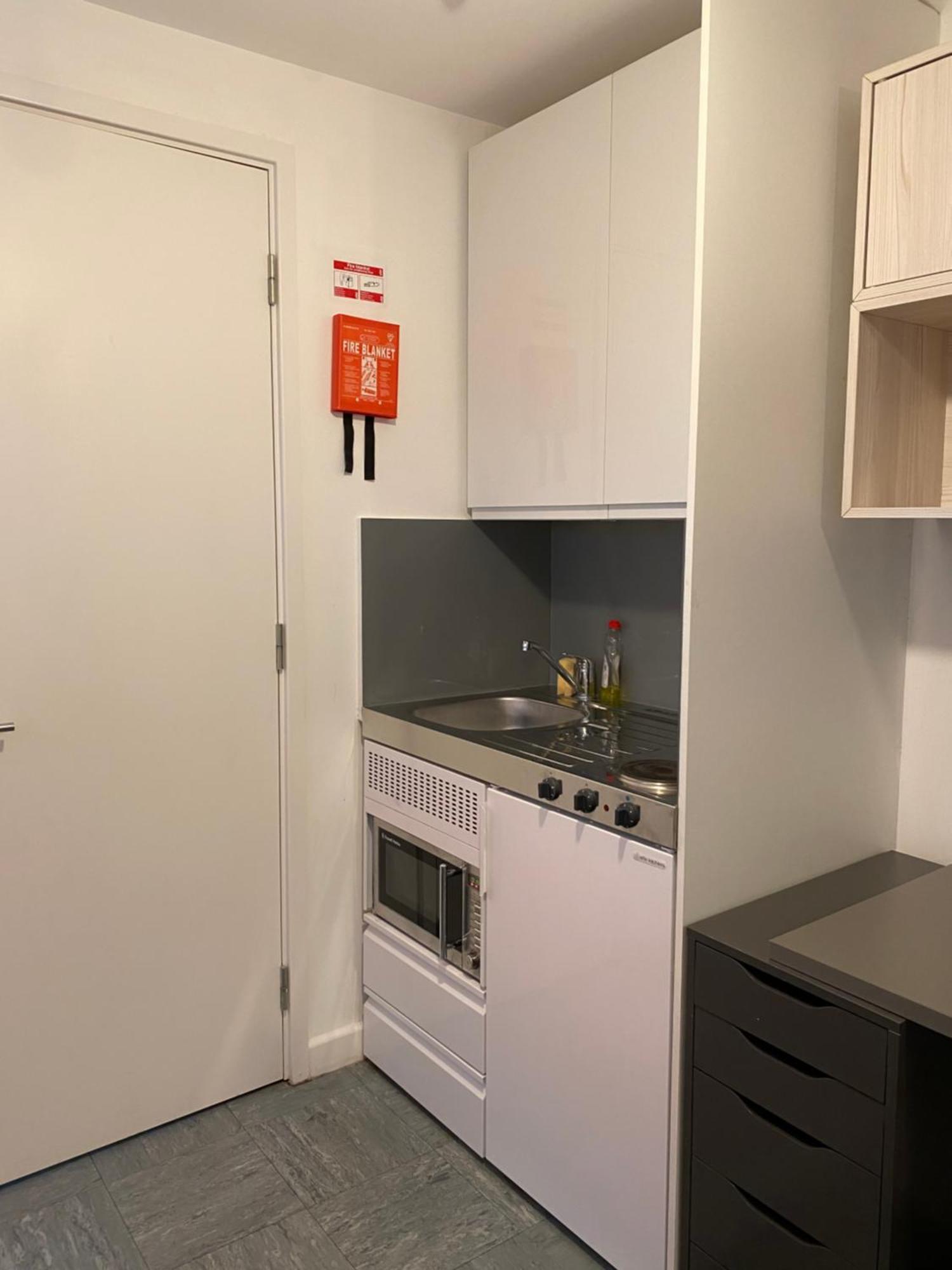 Aparthotel Studio Flat Farringdon London