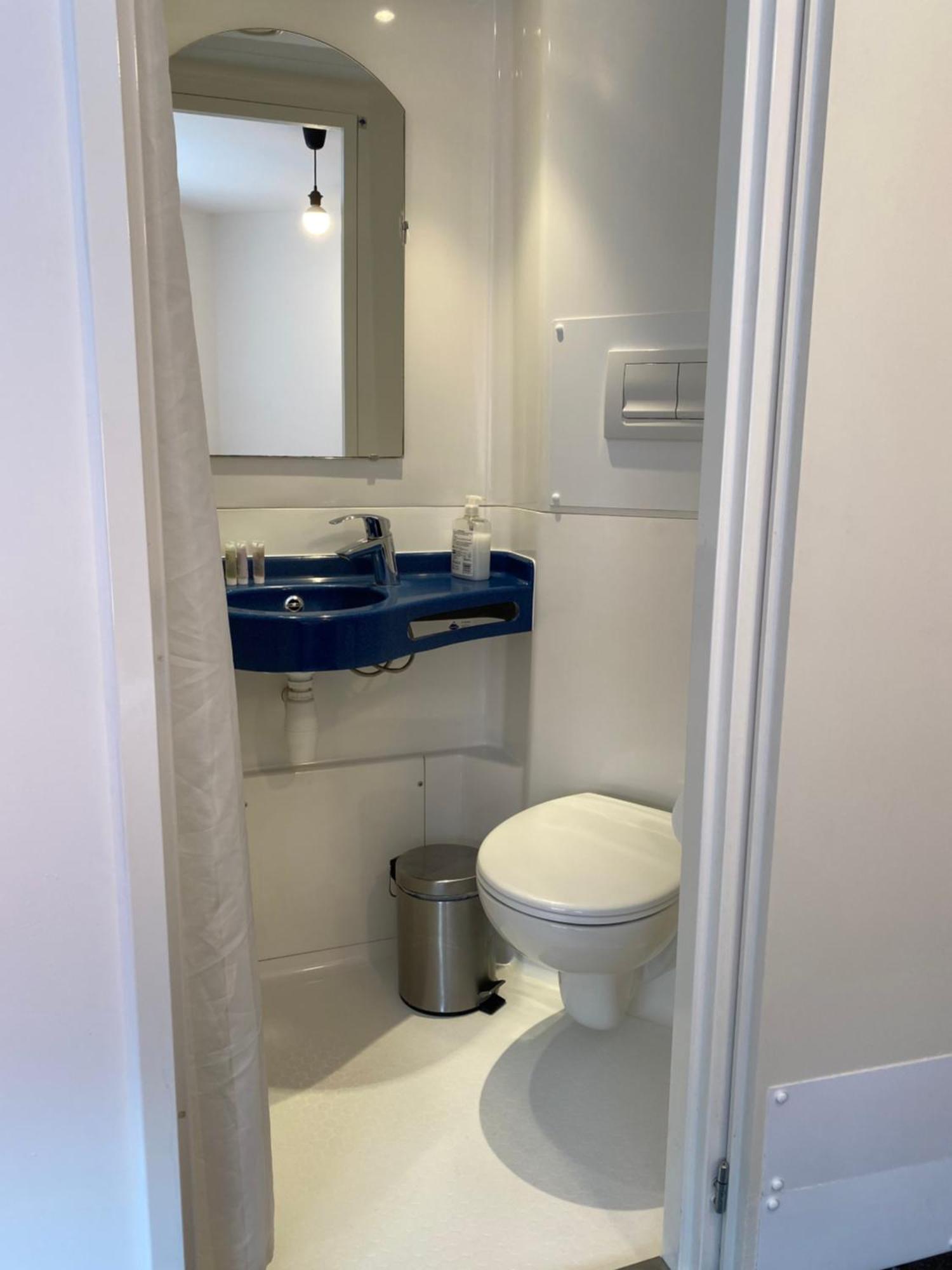 Studio Flat Farringdon London
