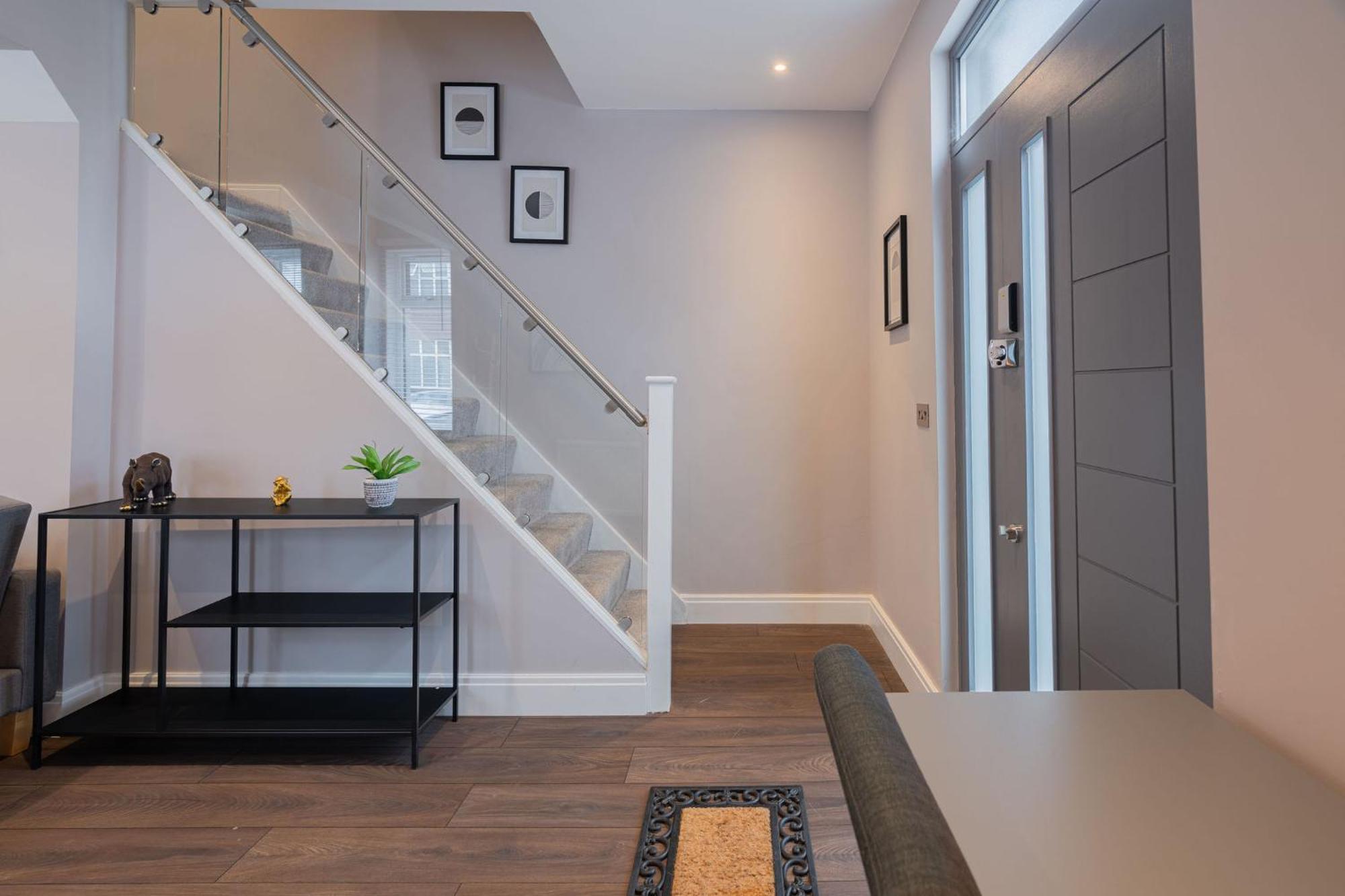 Semesterbostad Stunning 3 Bd House-tottenham Hotspur Stadium-parking And Wifi Free