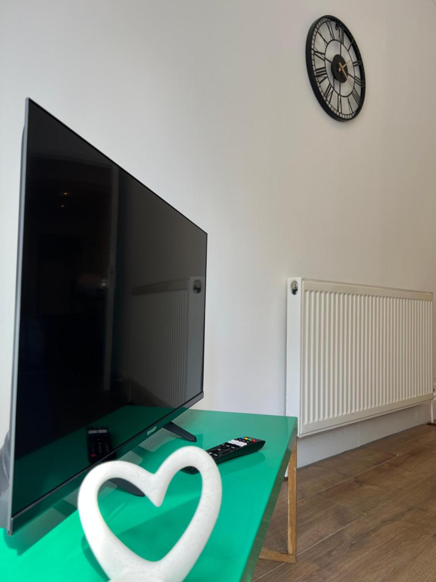 Lovely Garden Flat Near Emirates Stadium And Kings Cross St Pancras Station Lägenhet