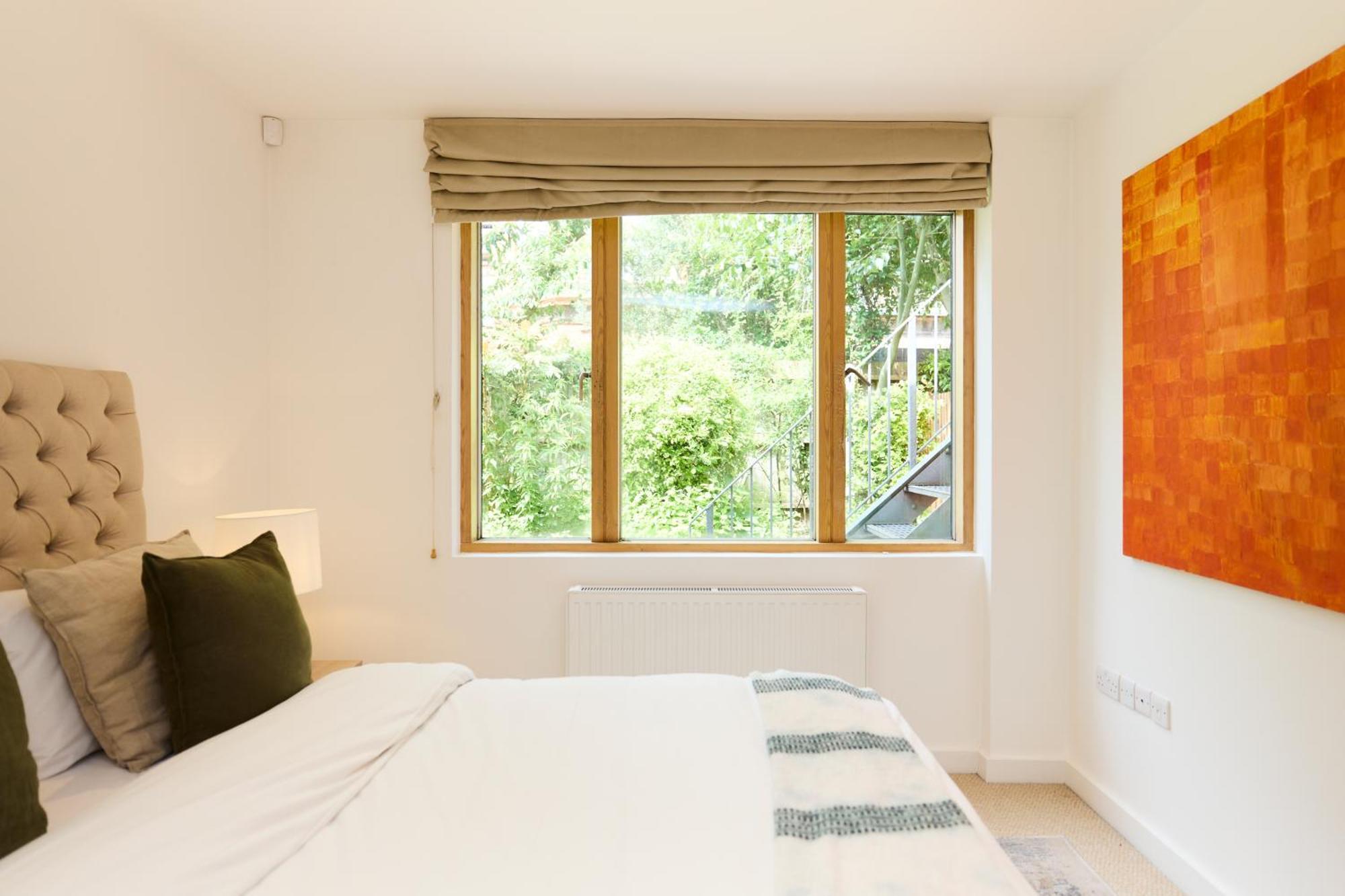 The Putney Wonder - Dazzling 3bdr Flat With Garden Apartment London