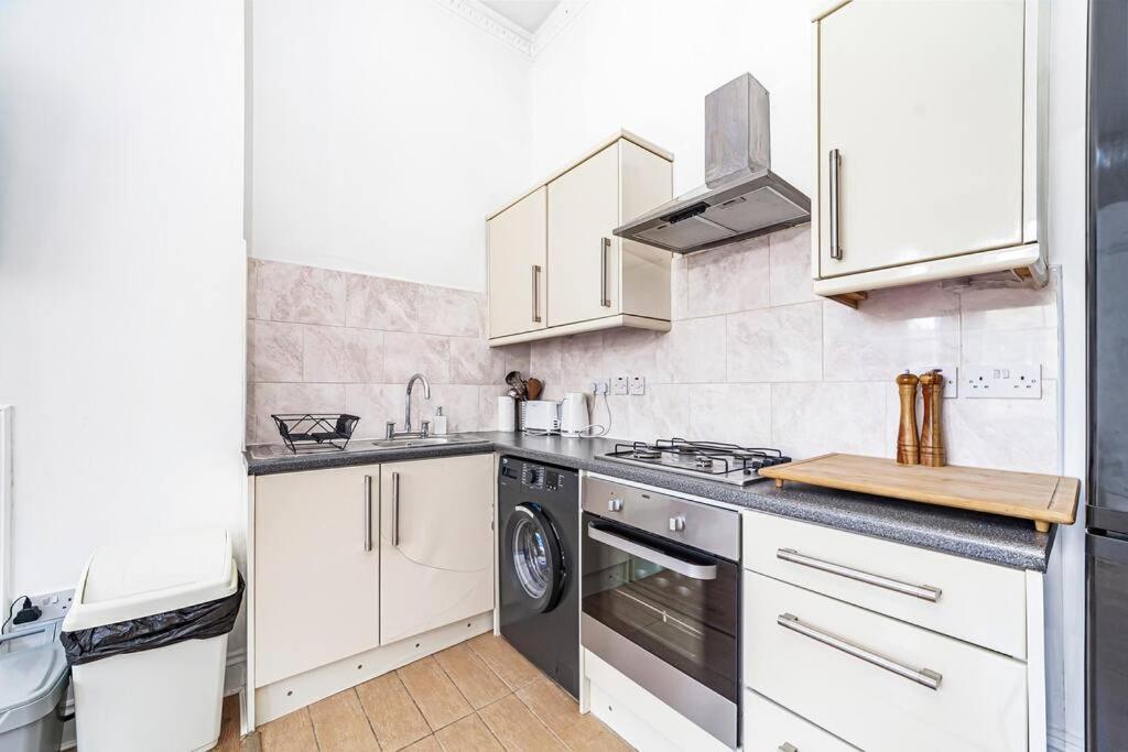 Appartement Incredible Location In Central - 2bed