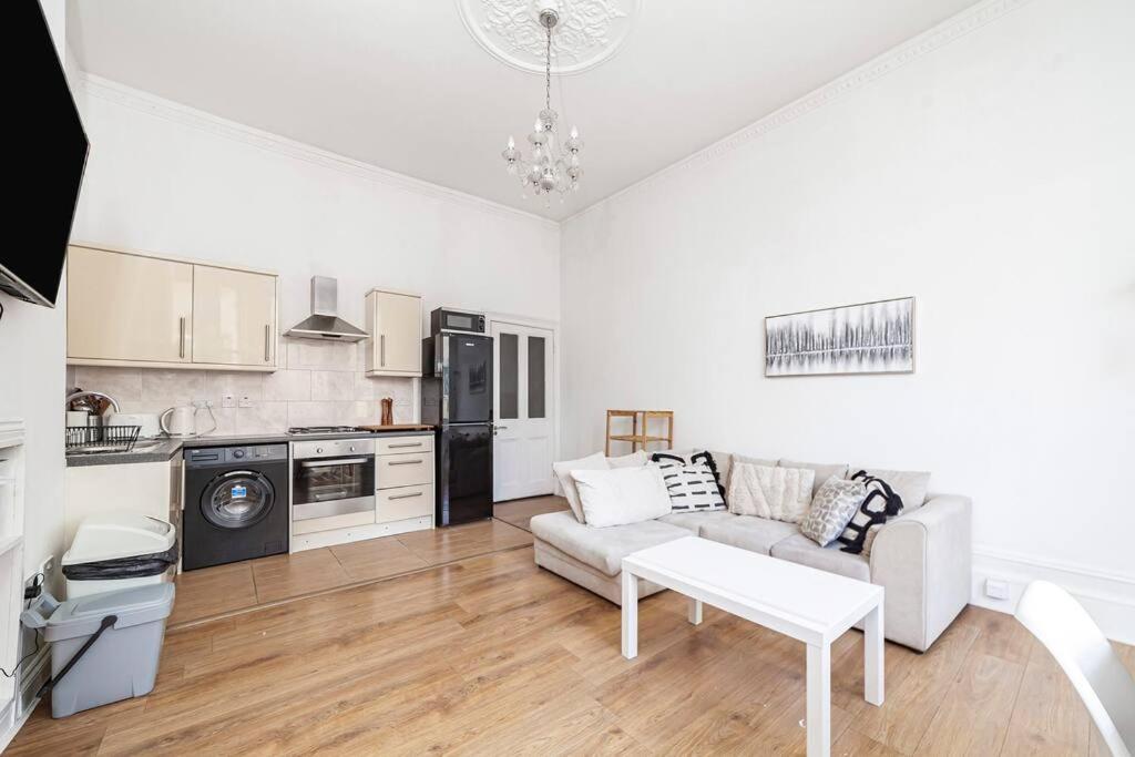 Appartement Incredible Location In Central - 2bed
