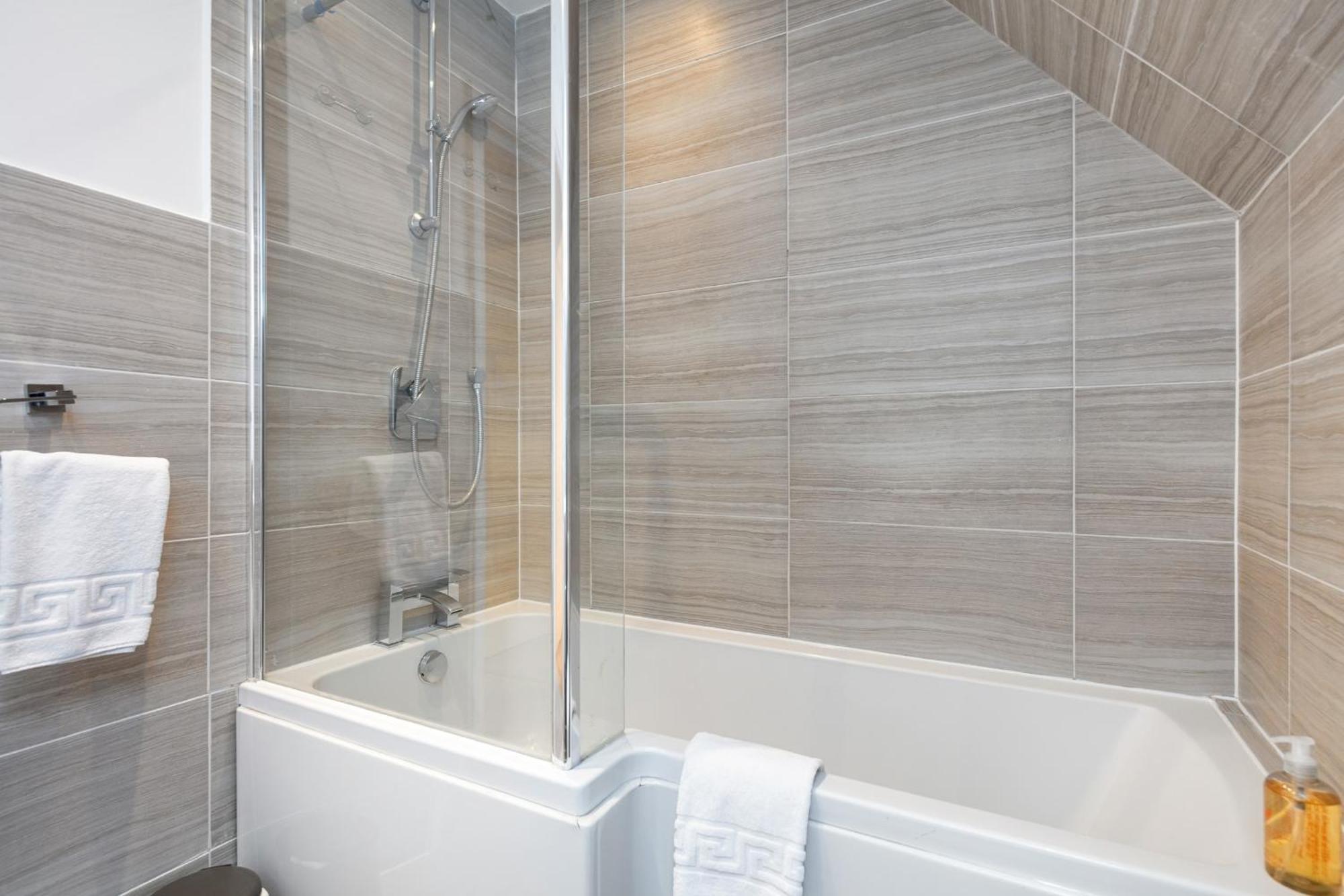 Rare 4beds Townhouse In Kensington With Patio Casa vacanze Londra