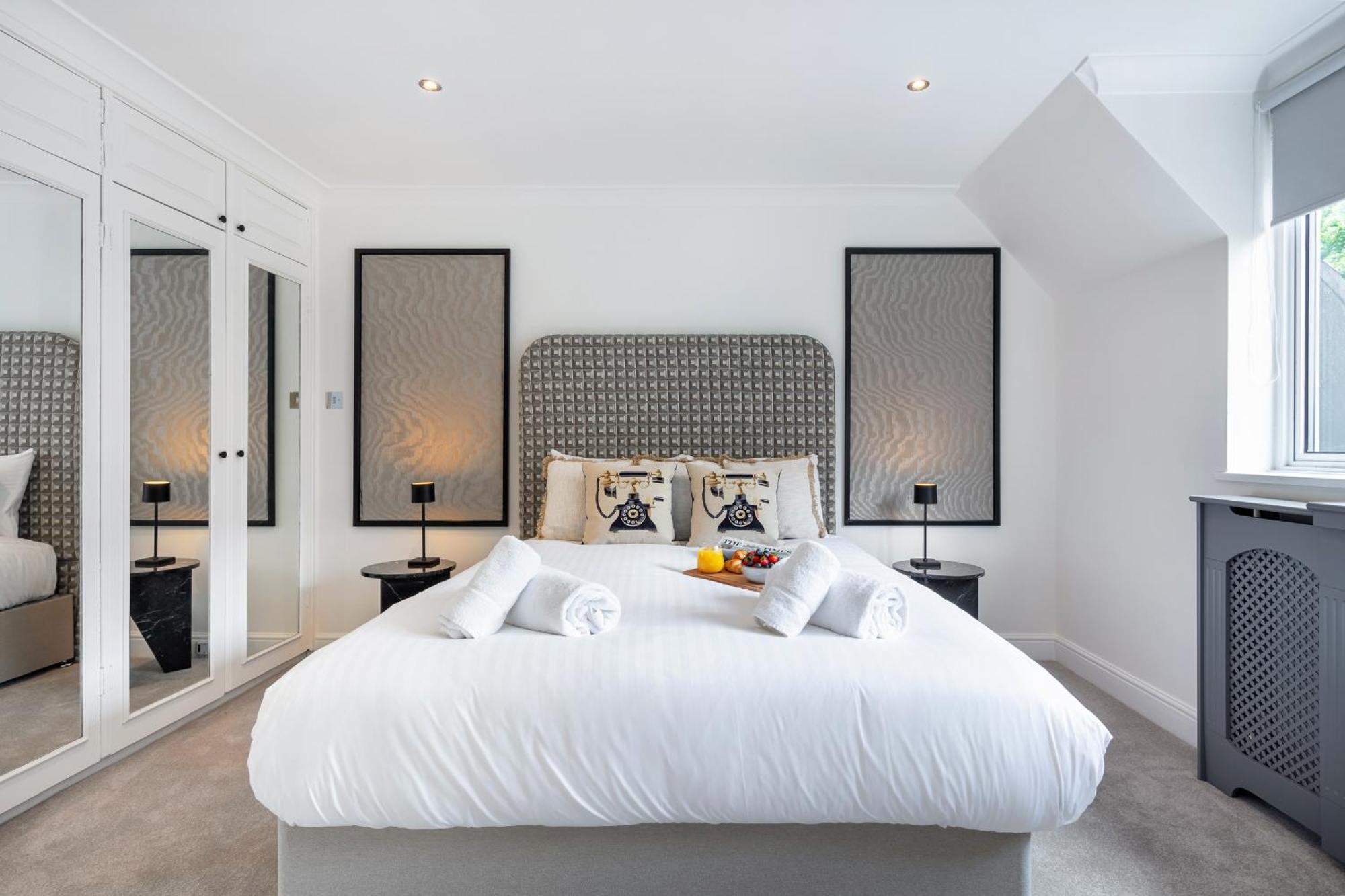 Casa vacanze Rare 4beds Townhouse In Kensington With Patio Londra