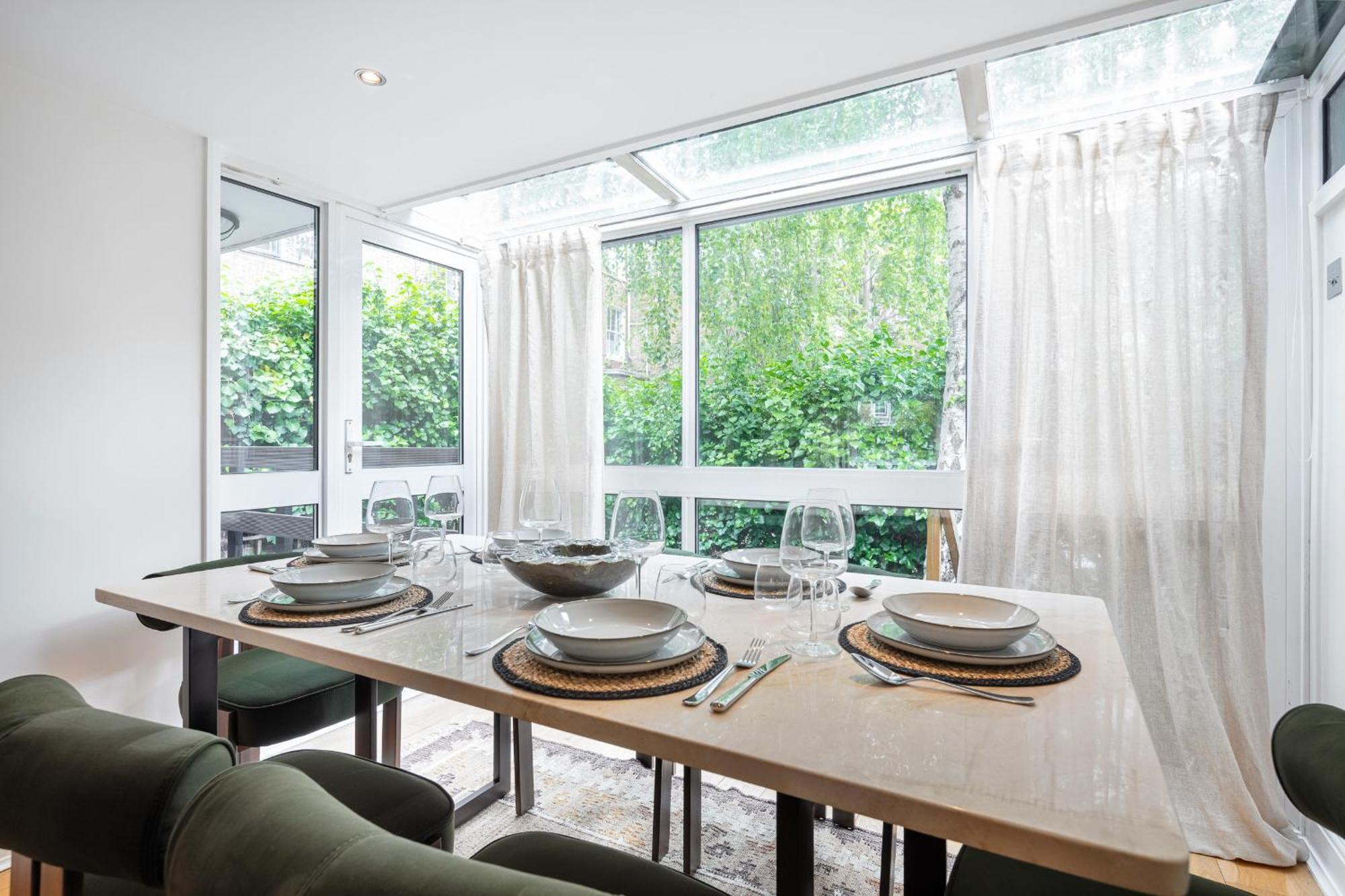 Casa vacanze Rare 4beds Townhouse In Kensington With Patio *