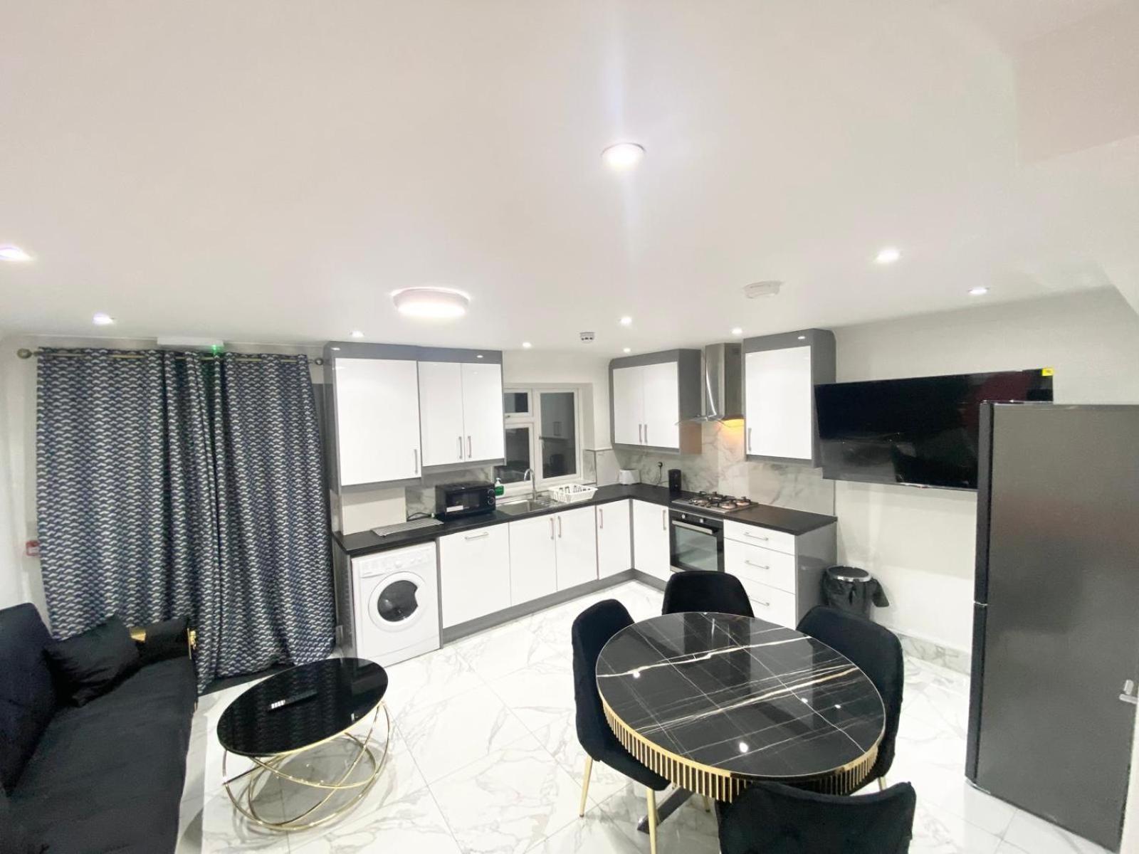 The Royal Boutique Regent By , Sleep 8 Casa vacanze *
