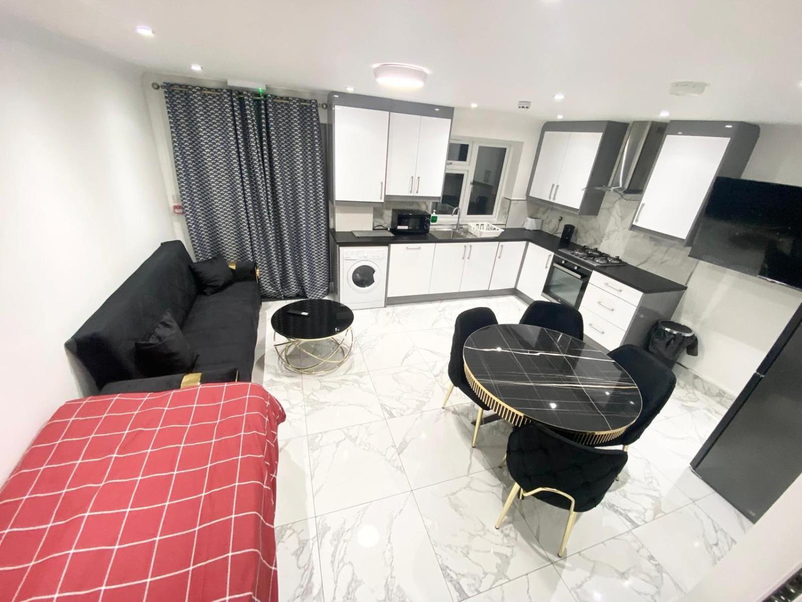 The Royal Boutique Regent By , Sleep 8 Casa vacanze