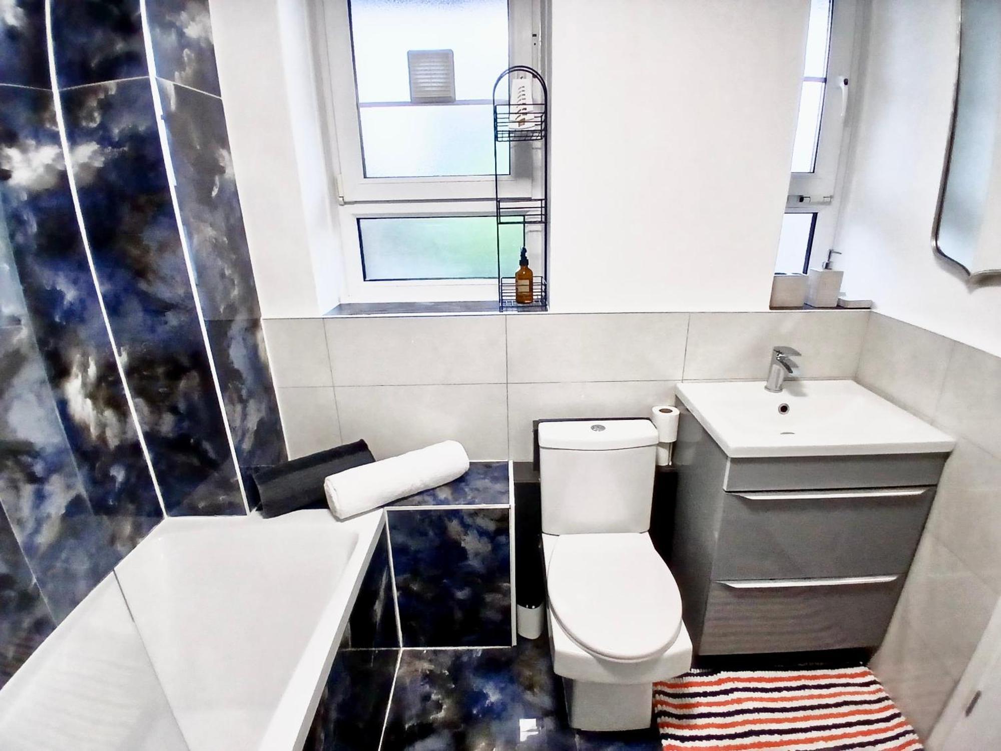 Peaceful Moira - 2 Bedroom Flat Between Brixton And Kennington 10mins To Appartement Londen