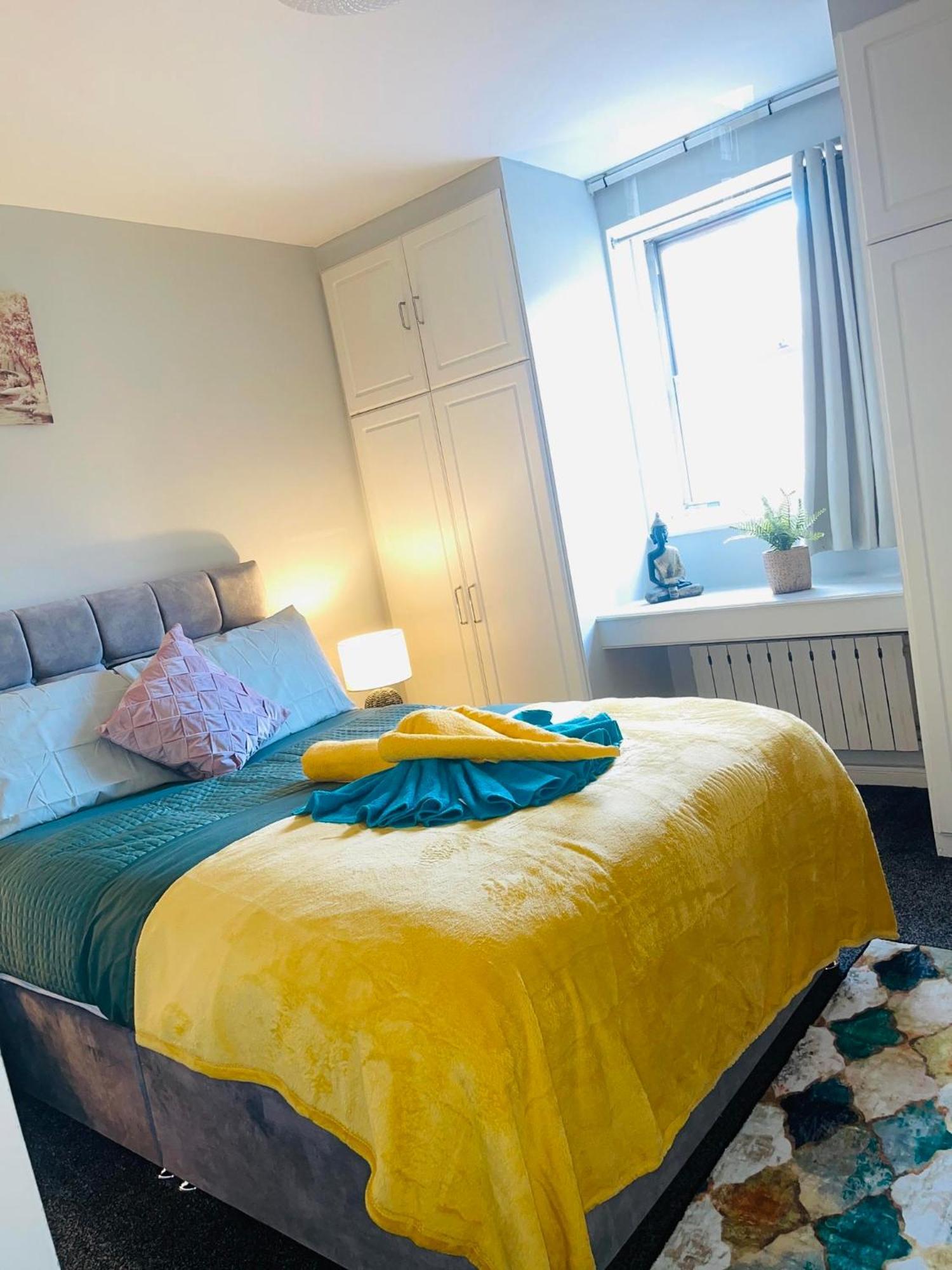 Cosy Private Two Bedroom Apartament In Kensinghton Can Fit Up To 8 Guests Leilighet *
