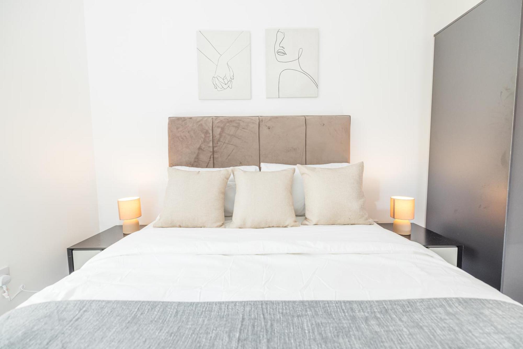 Apartment Escape - Royal Wharf *