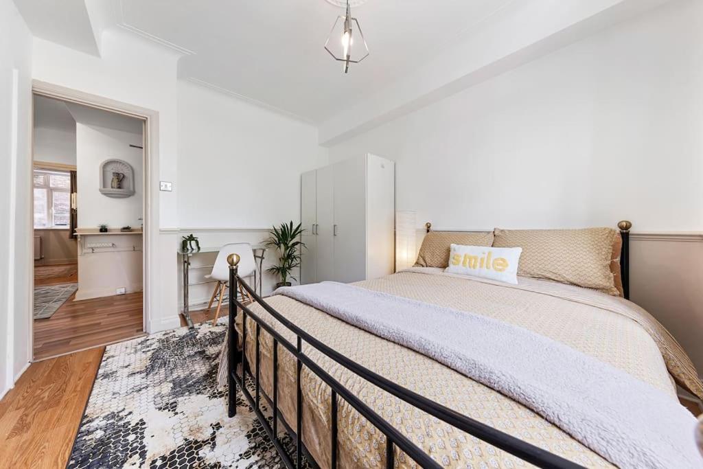 Brand New 3 Bedroom Flat In London