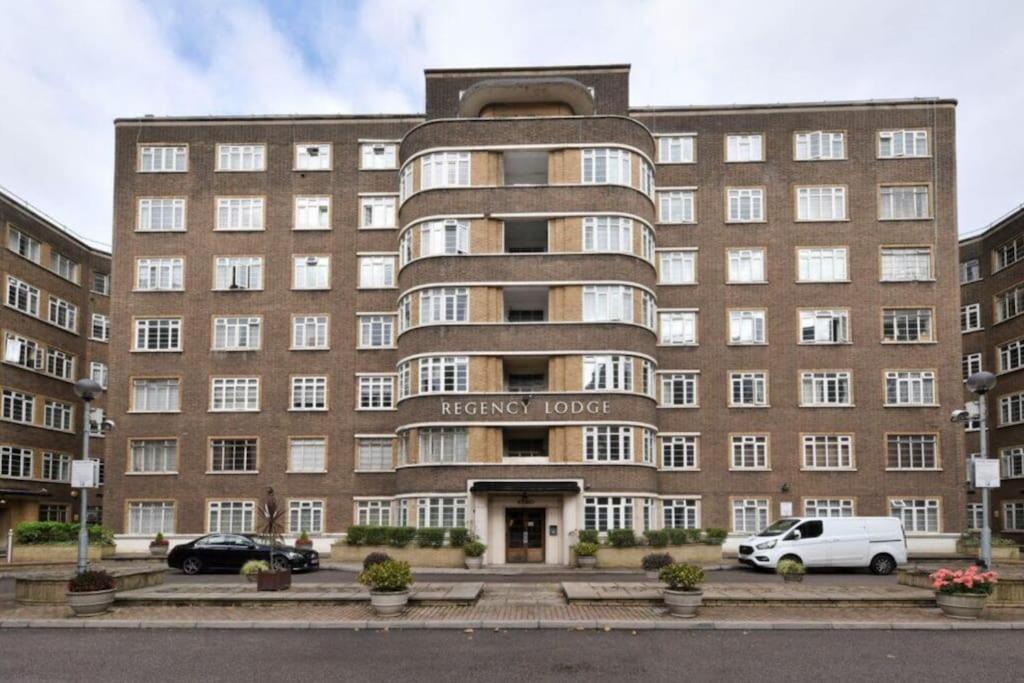 Brand New 3 Bedroom Flat In Apartment