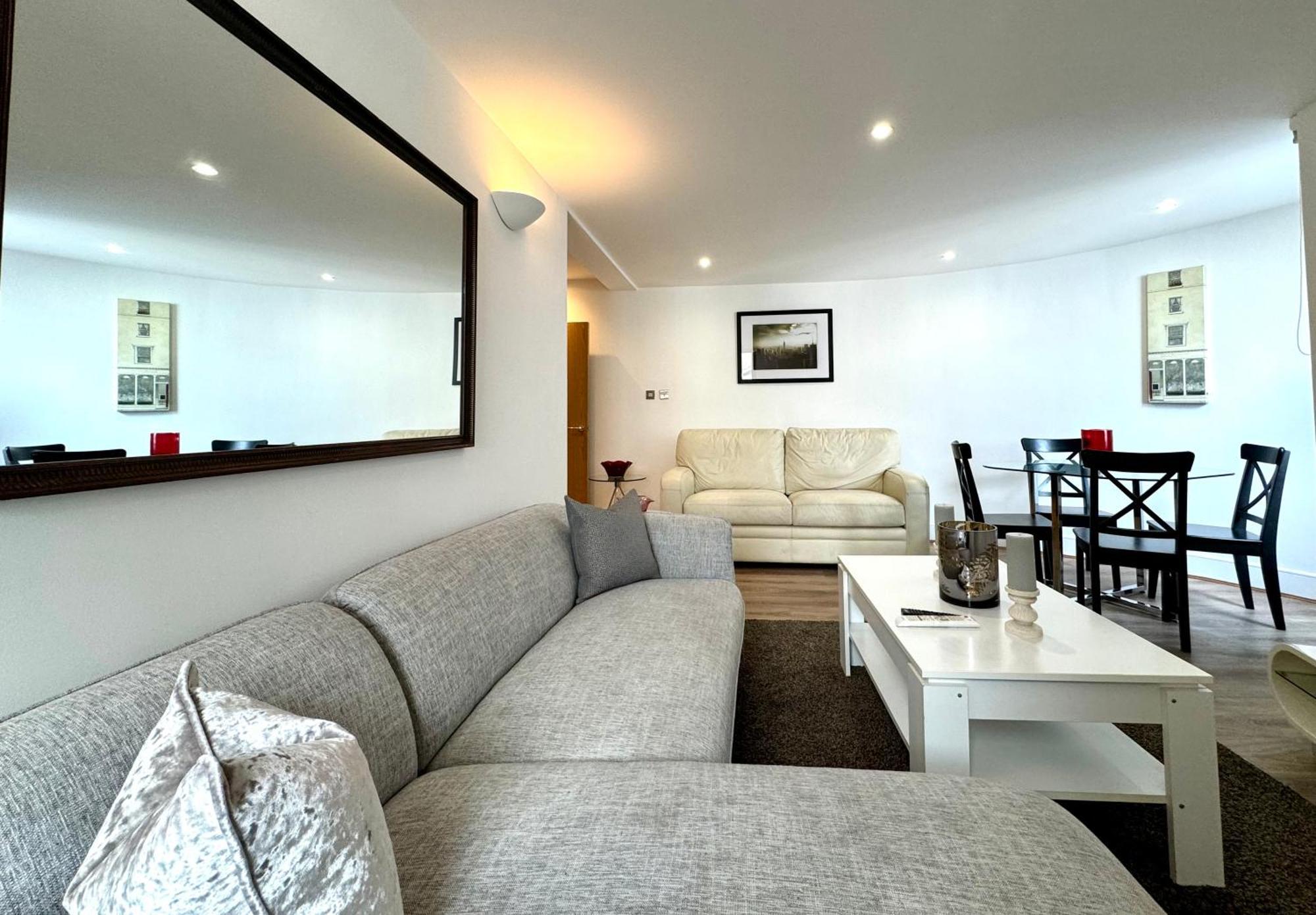 The Crib - 3 Bedroom Central By Wild Appartement Londres