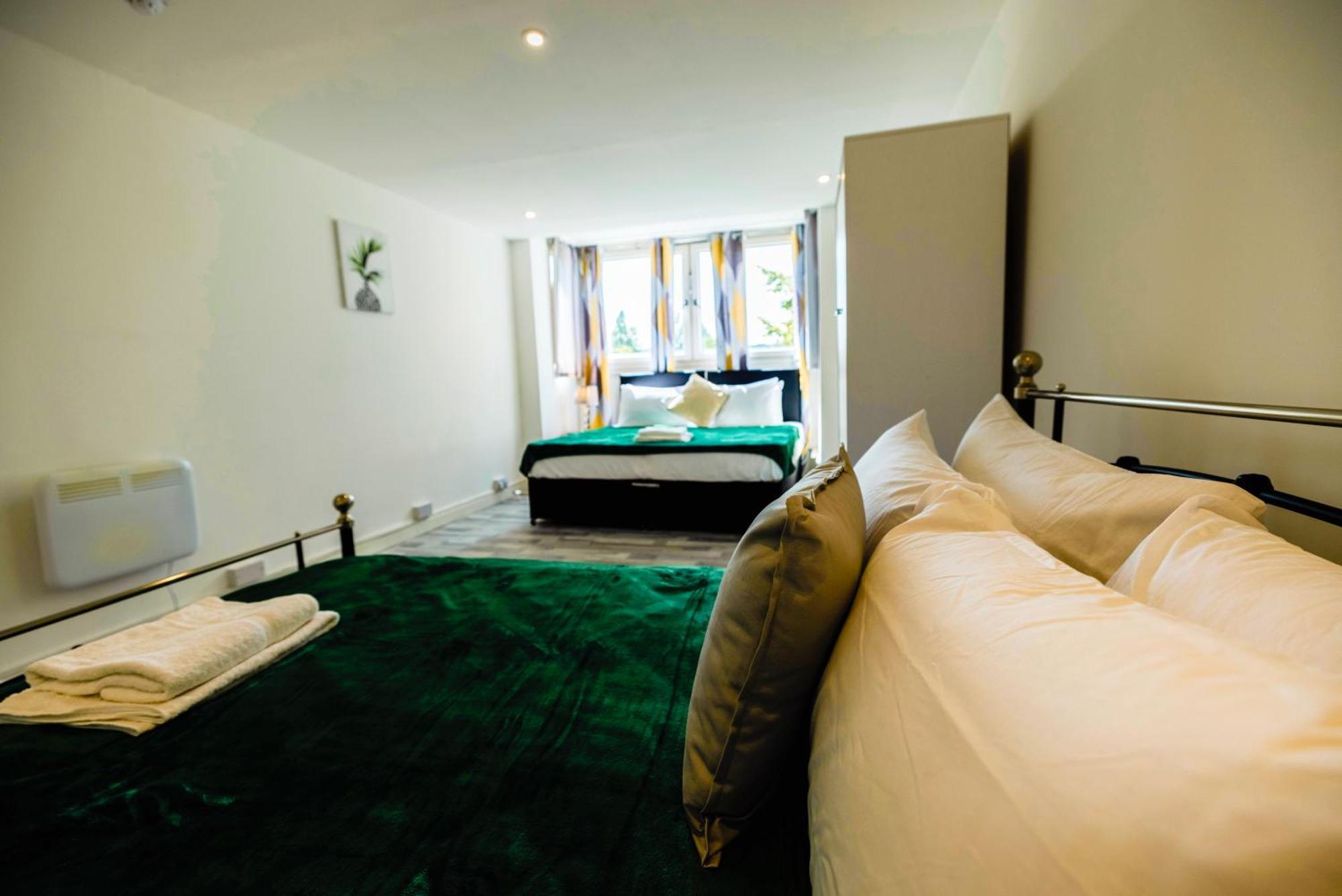 Appartement 2 Bedrooms-6guests-veryspacious-freeparking-wifi *
