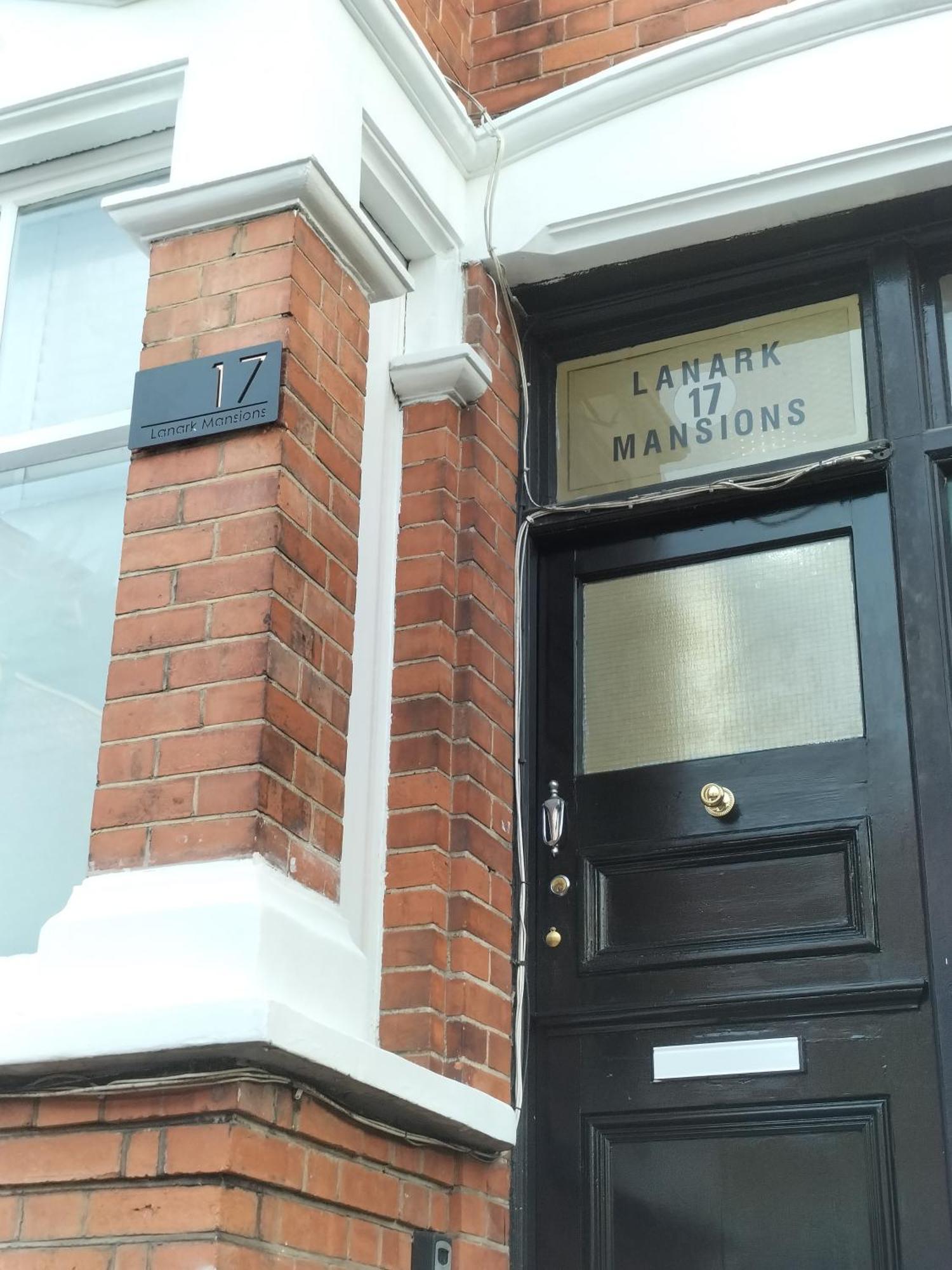 Lejlighed 4 Bedroom Ground Floor For Up To 7 Guests London