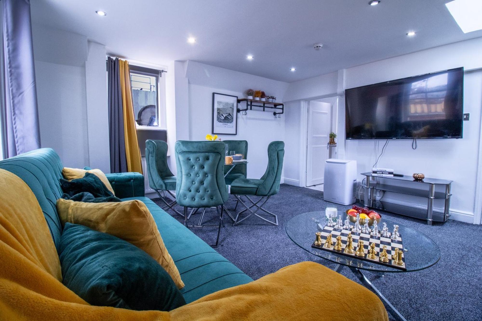 Luxurious On Oxford Street *