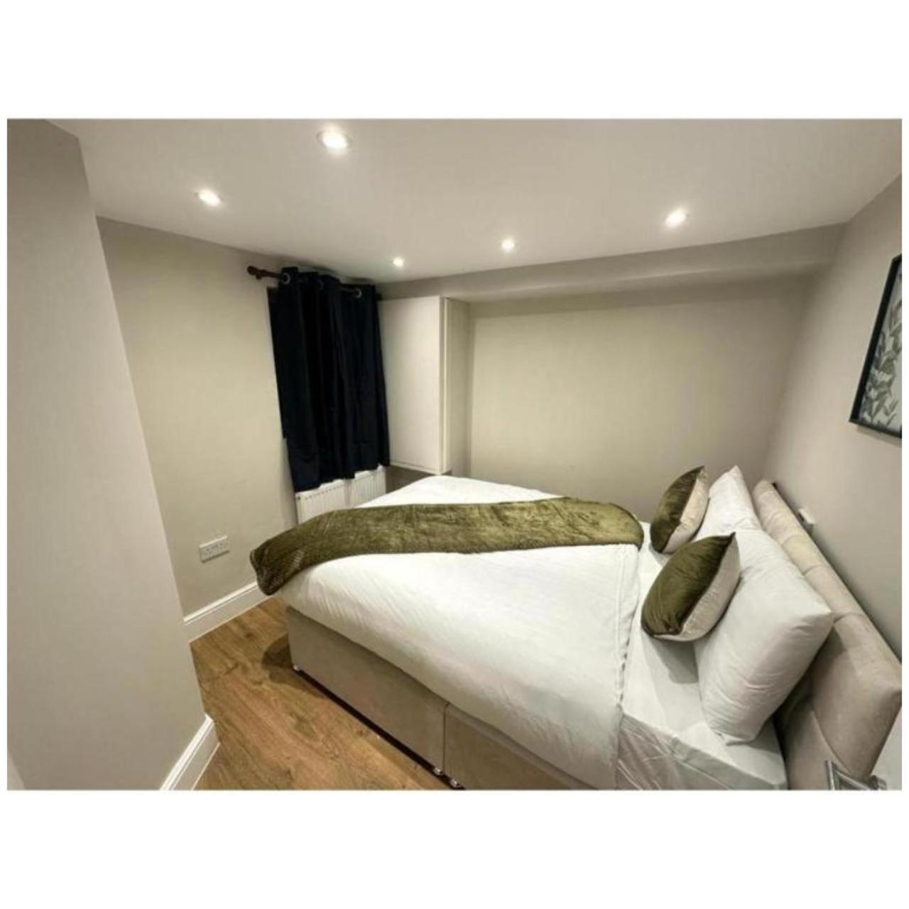 Fb- Spacious 2 Bed Flat Near Edgware Road Londen