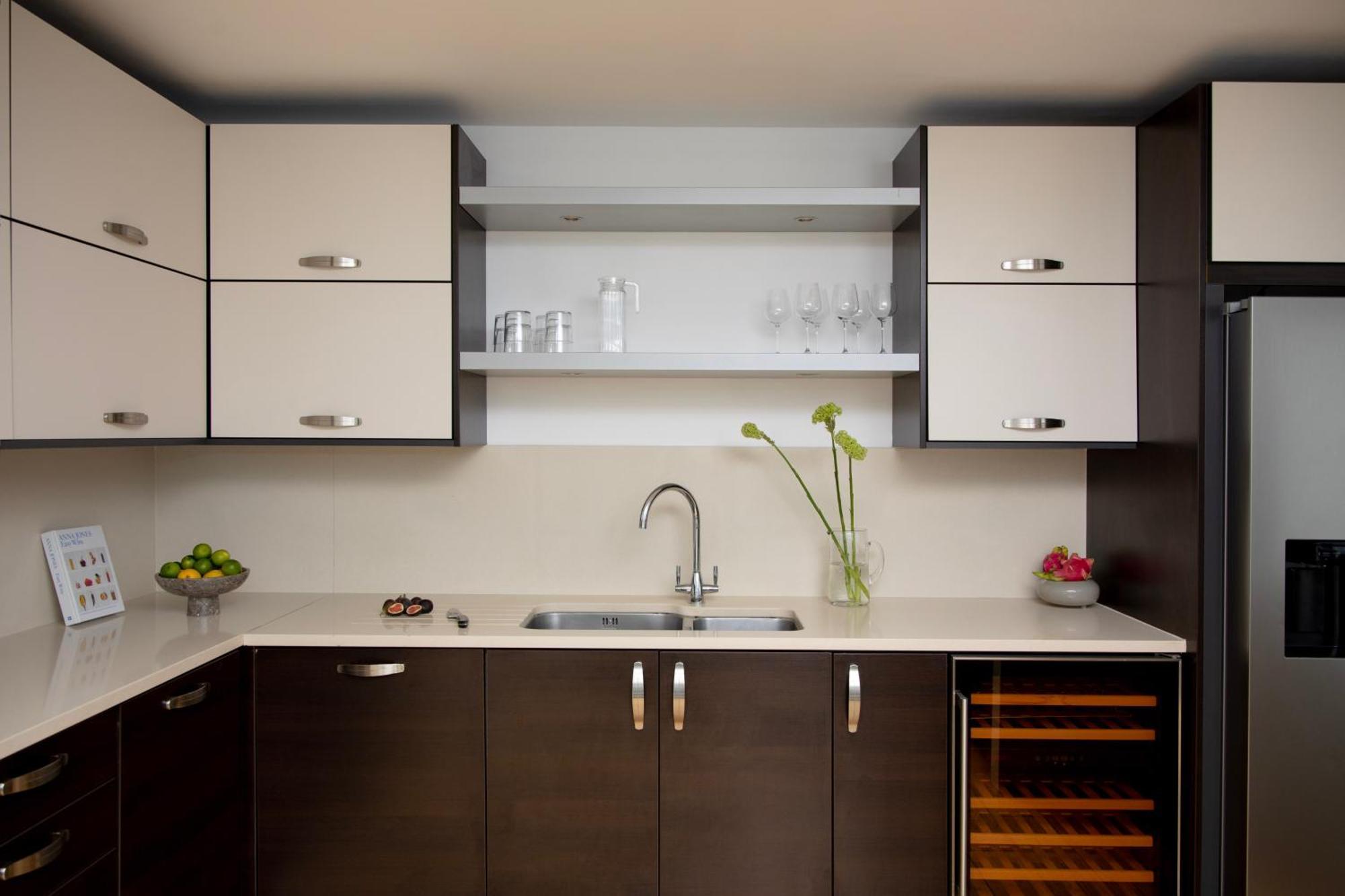 Apartment Bob W Tower Hill Residences *